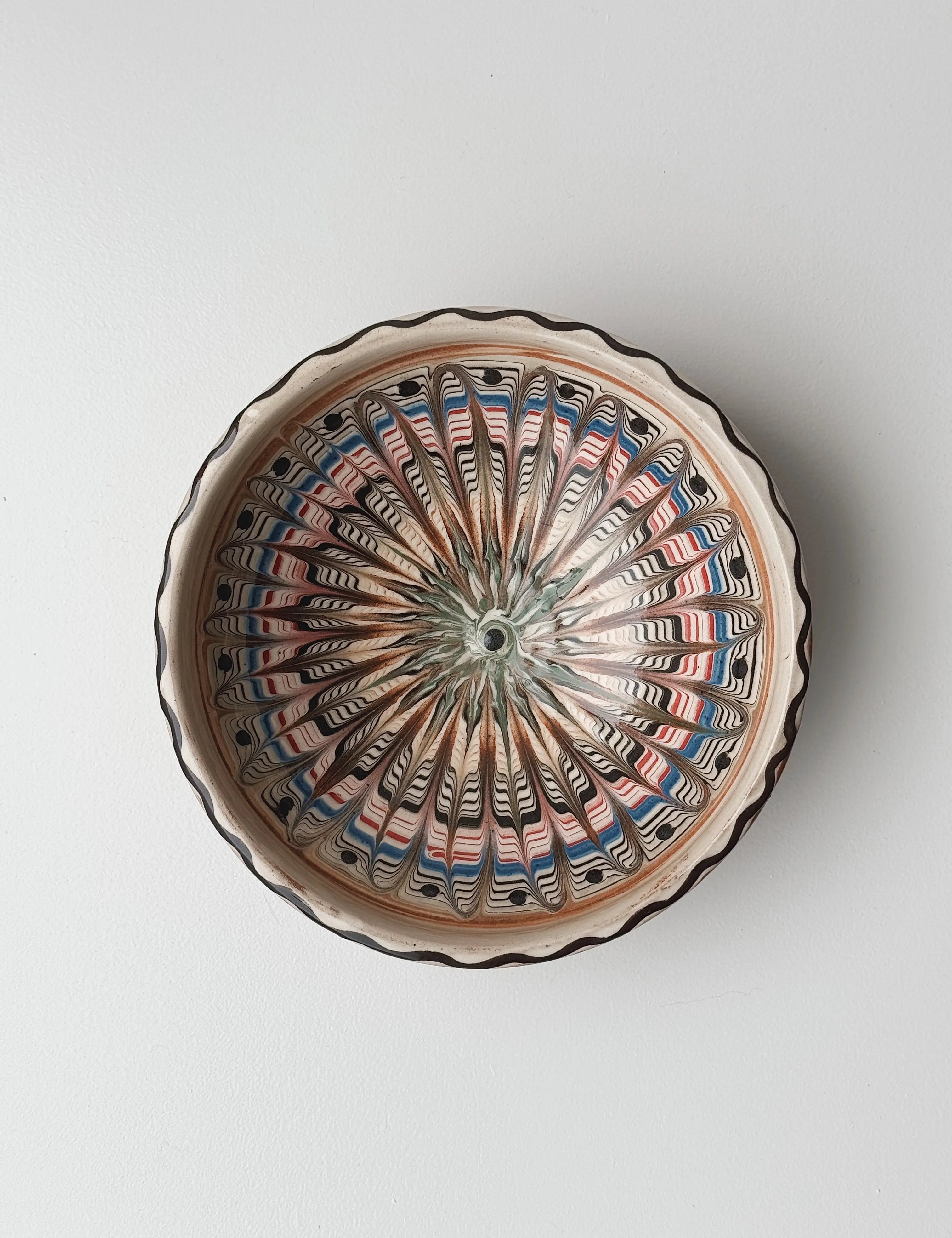 Håndlavet Horezu Skål | No. 13 | Ø 17 cm Studio Hafnia