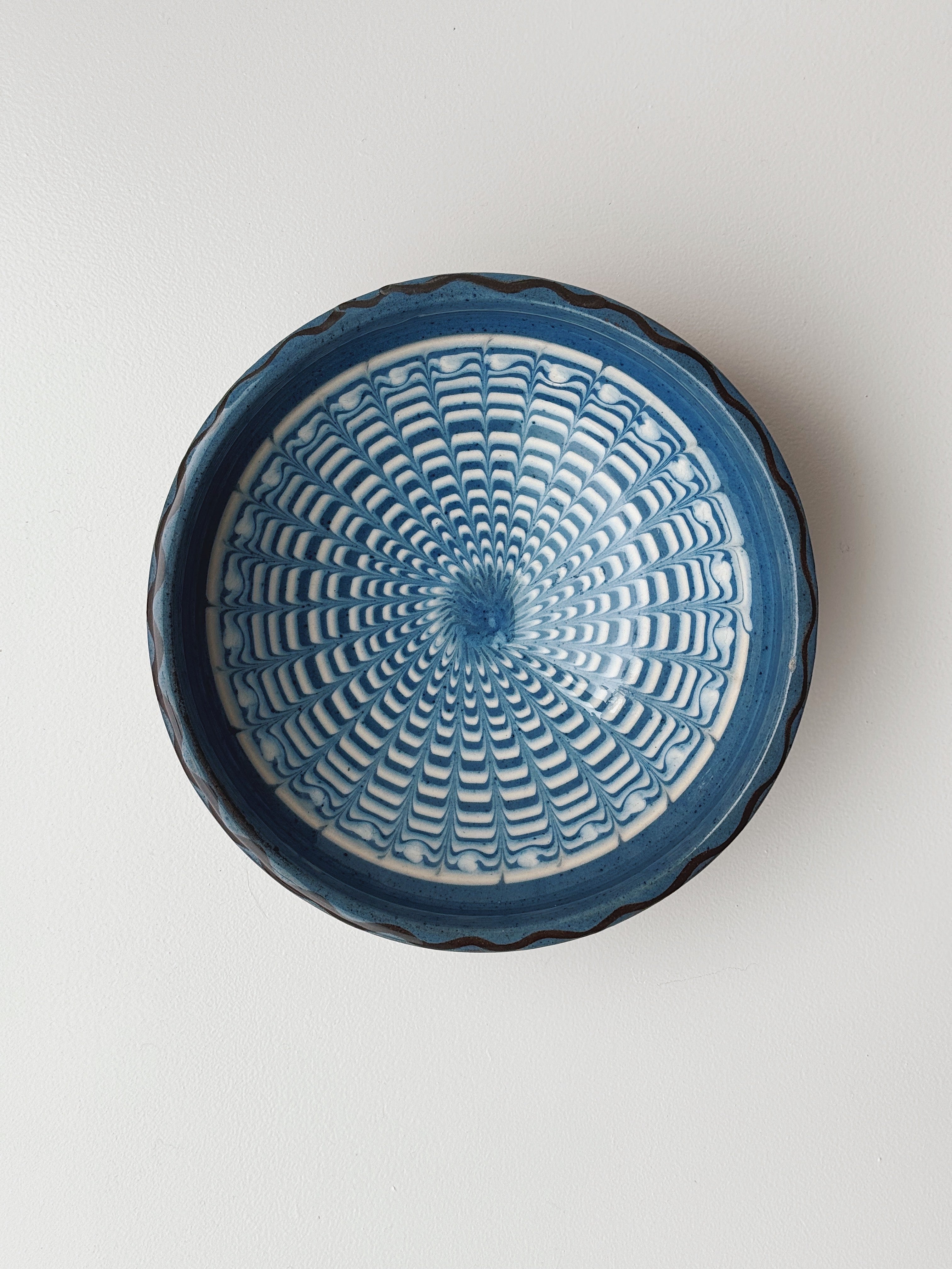 Håndlavet Horezu Skål | No. 13 | Ø 17 cm Studio Hafnia