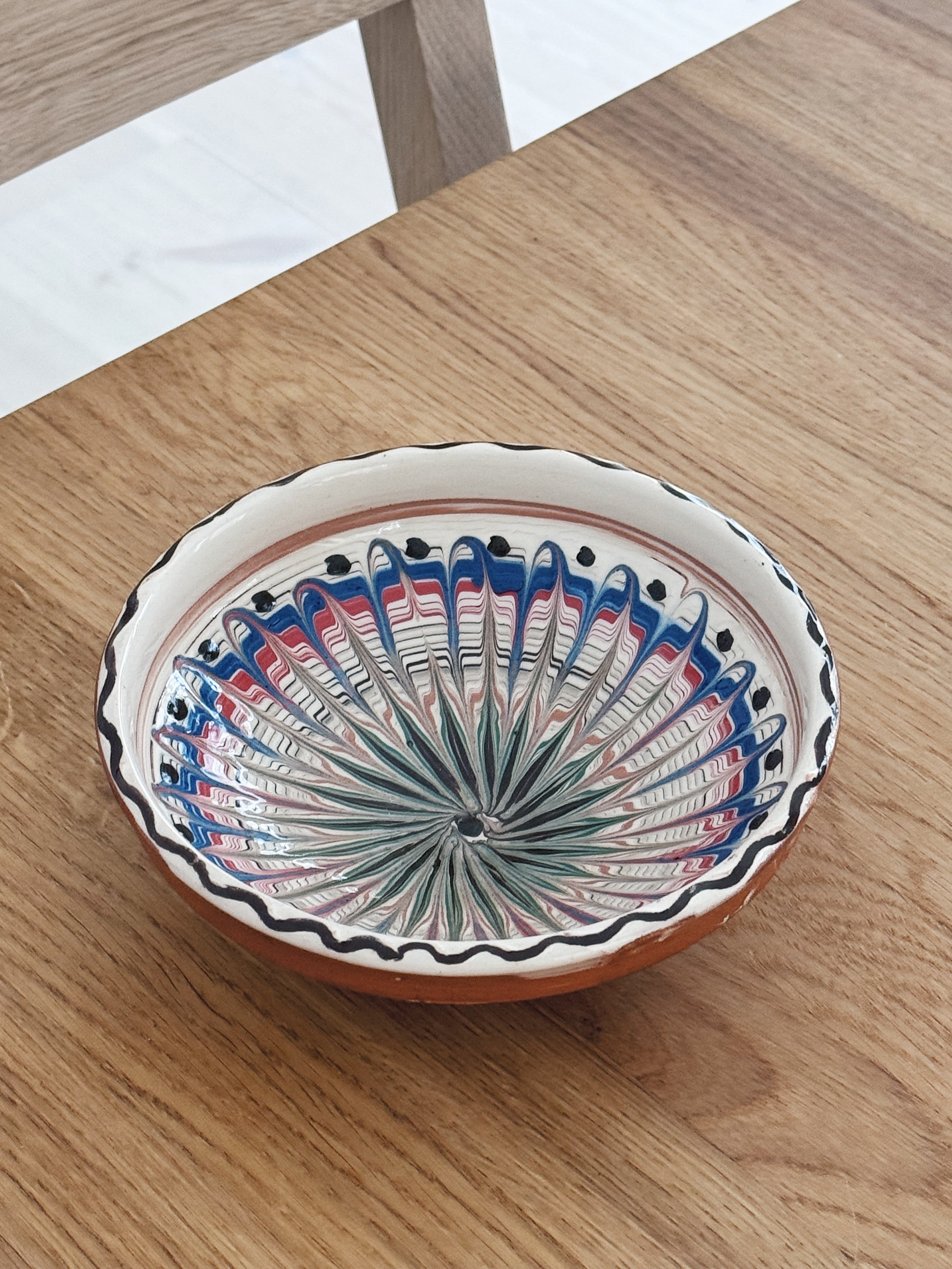 Håndlavet Horezu Skål | No. 13 | Ø 17 cm Studio Hafnia