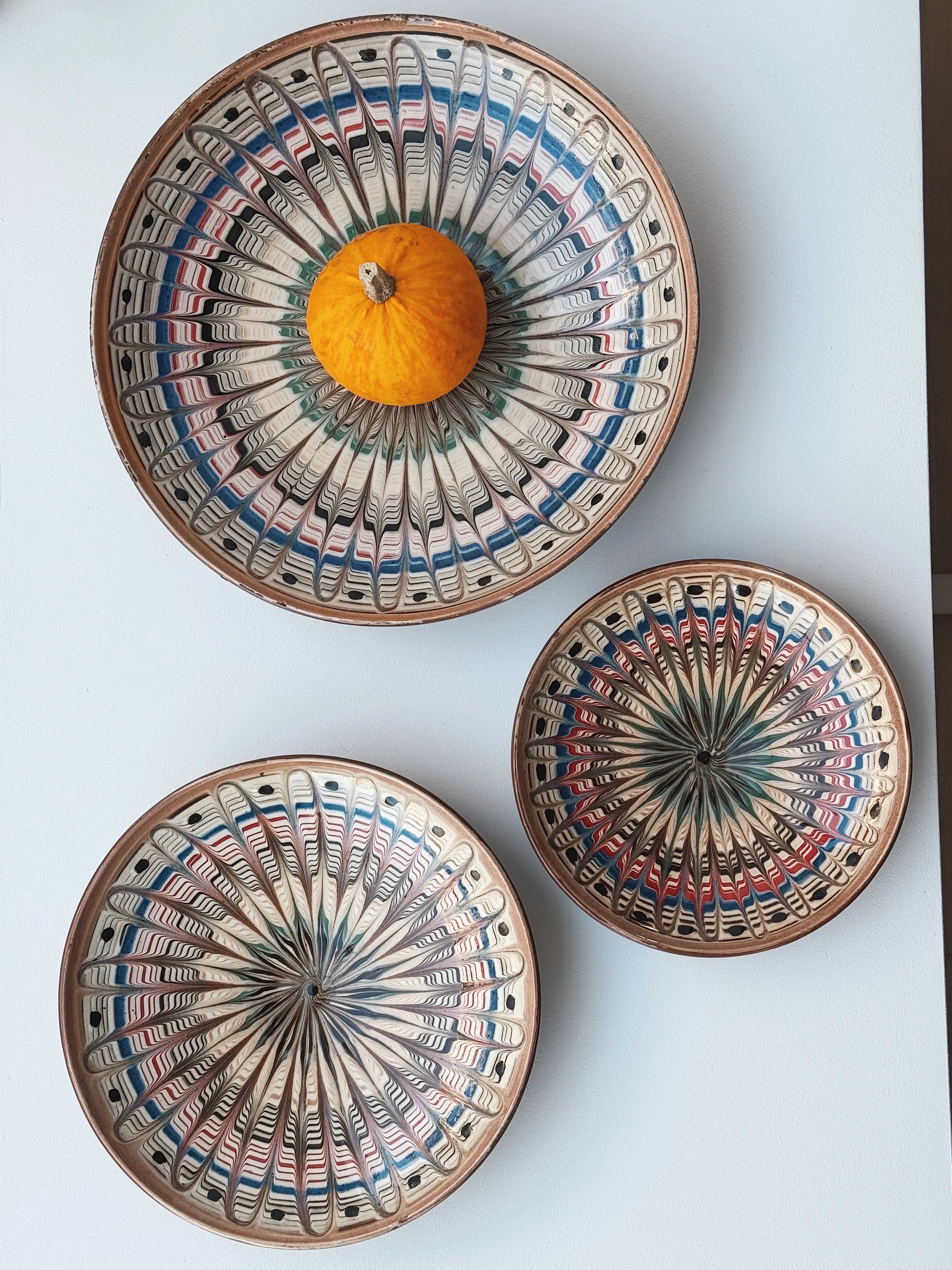 Håndlavet Horezu Tallerken | No. 24 | Flere Størrelser Studio Hafnia