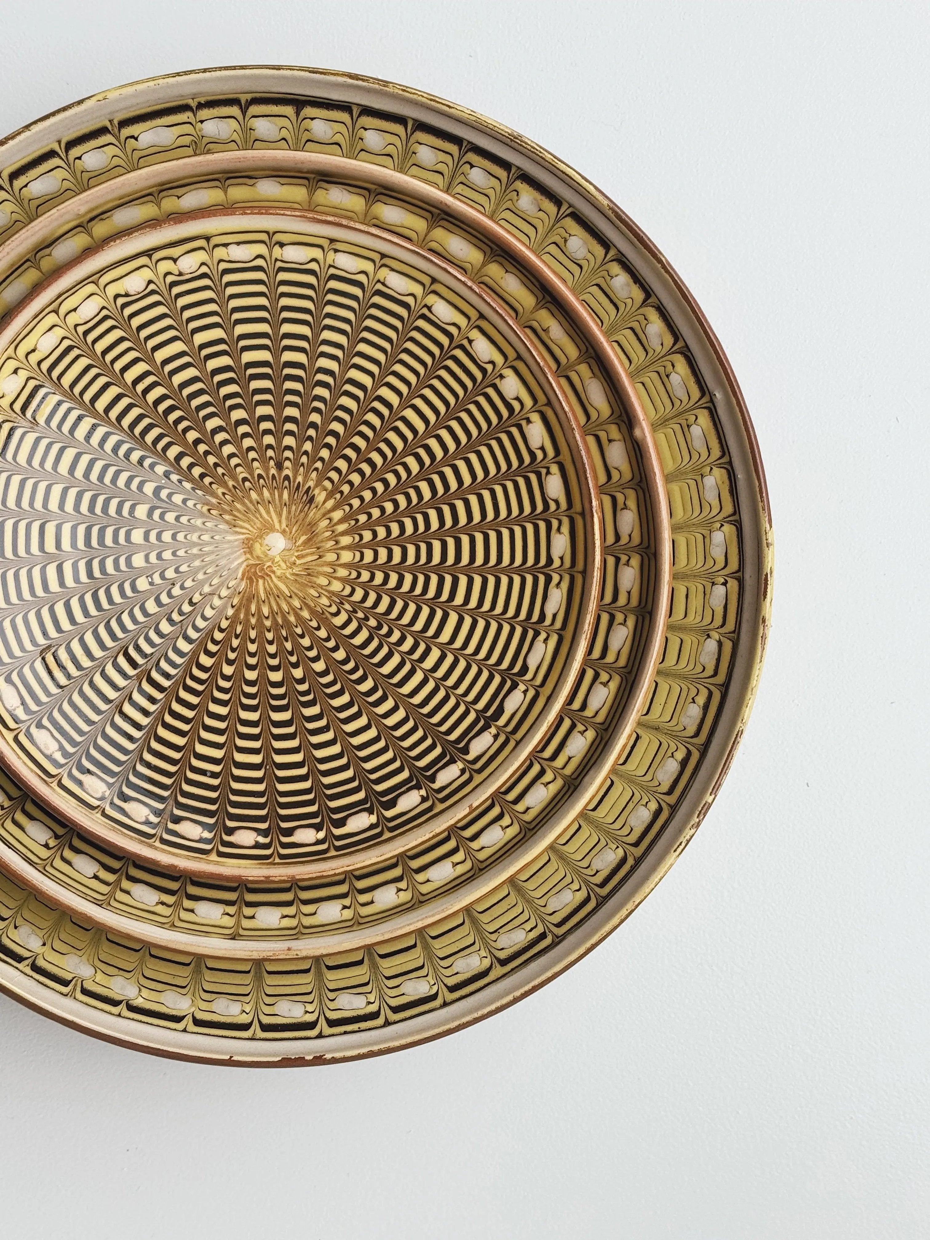 Håndlavet Horezu Tallerken | No. 27 | Flere Størrelser Studio Hafnia