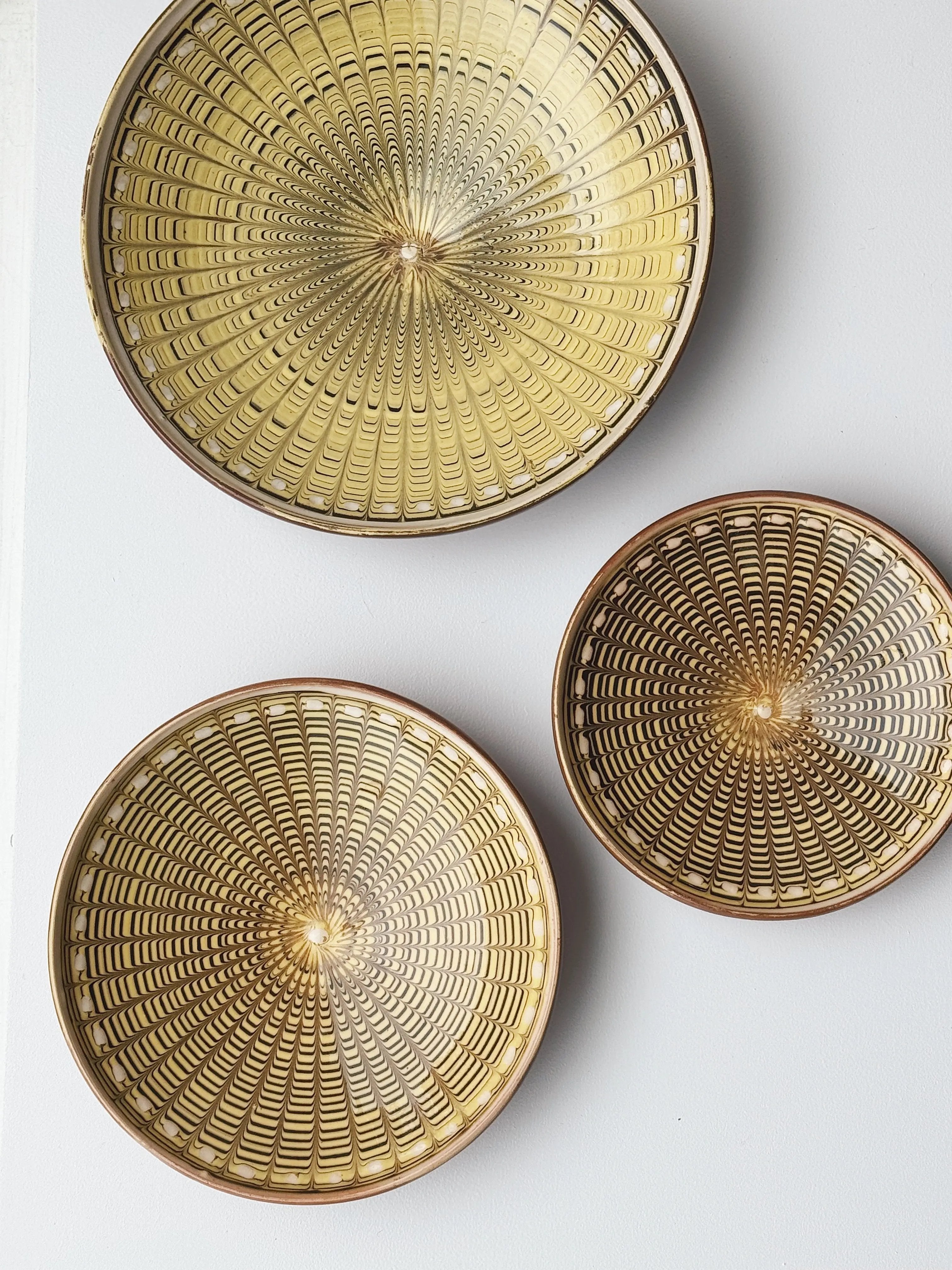 Håndlavet Horezu Tallerken | No. 27 | Flere Størrelser Studio Hafnia