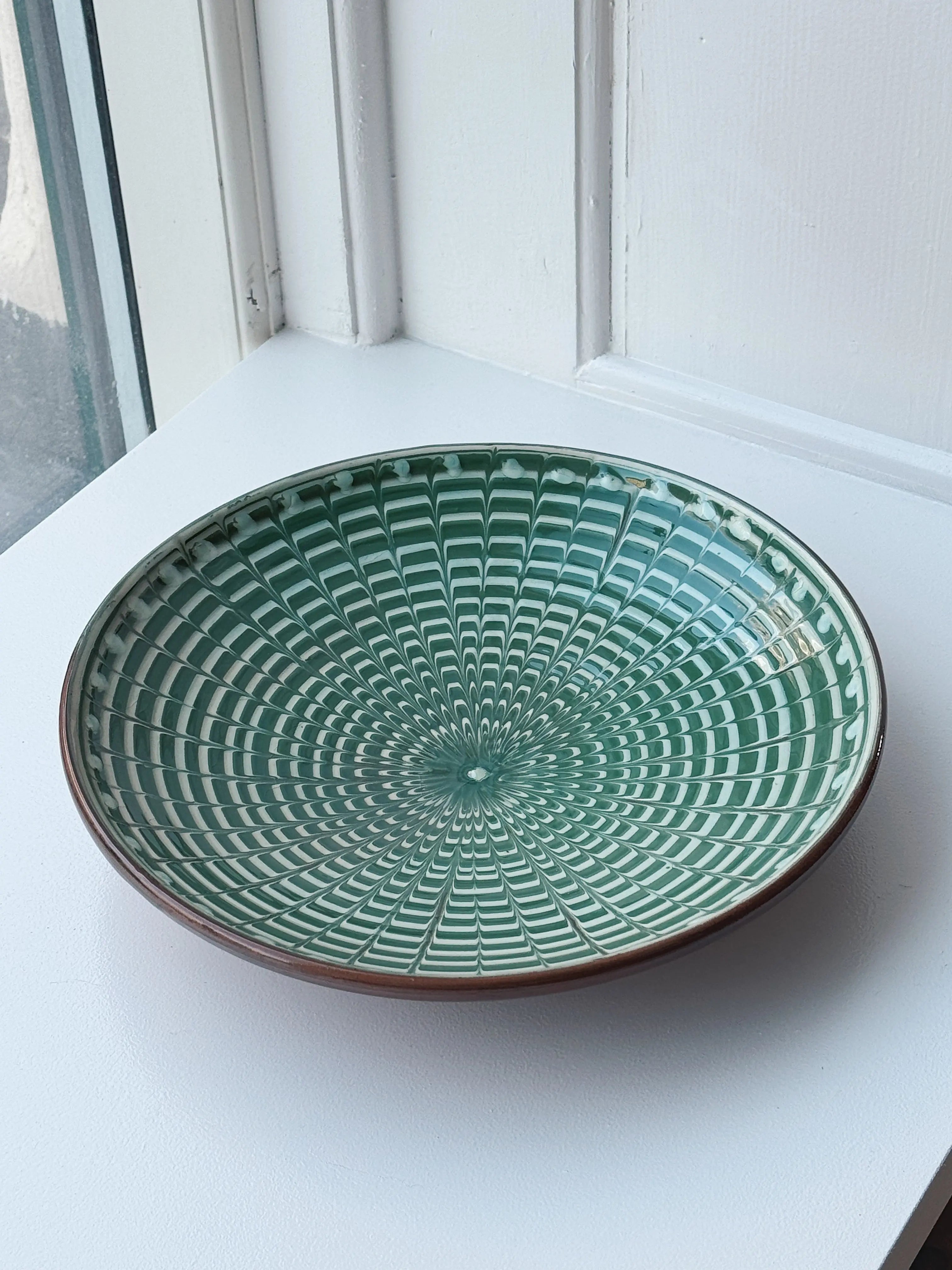 Håndlavet Horezu Tallerken | No. 29 | Flere Størrelser Studio Hafnia