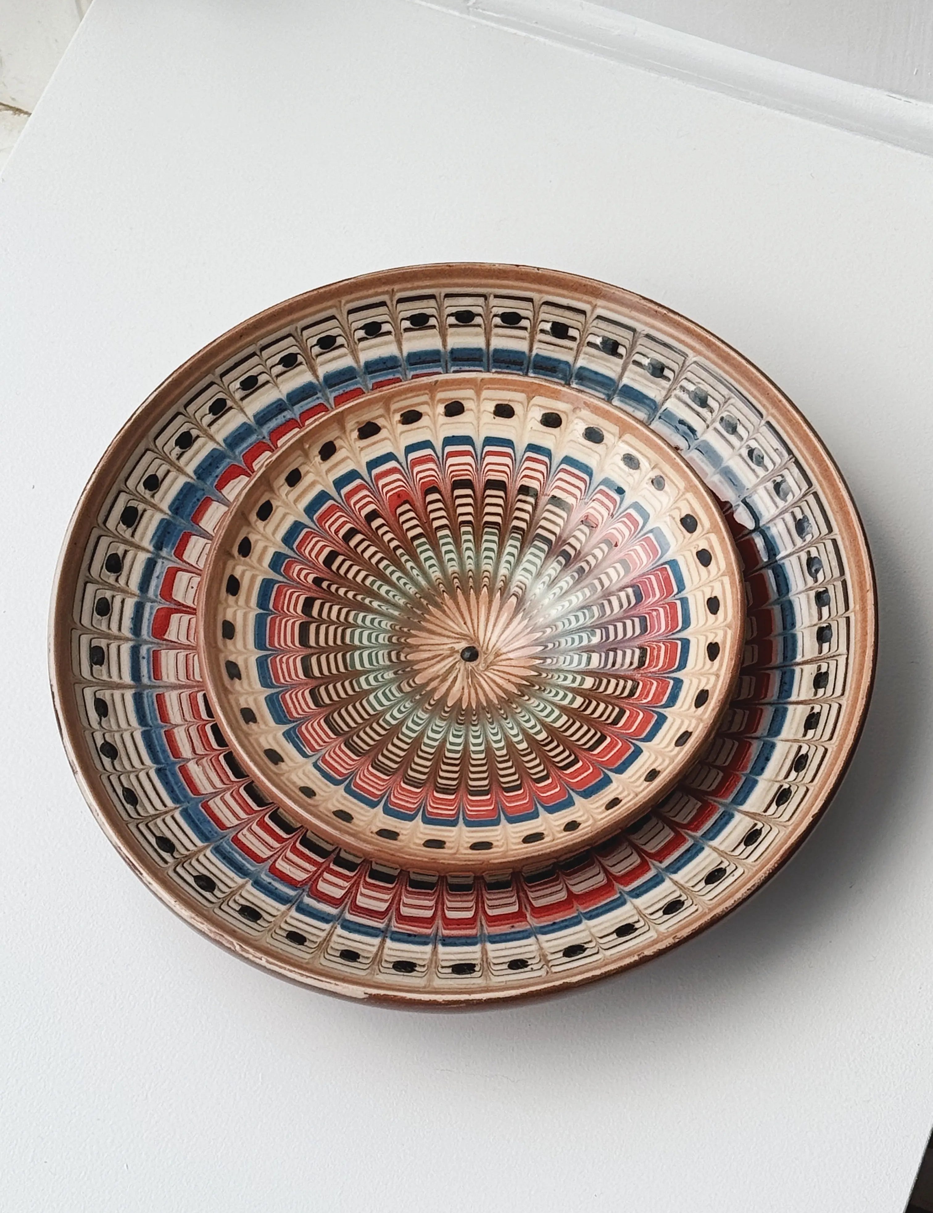 Håndlavet Horezu Tallerken | No. 30 | Flere Størrelser Studio Hafnia