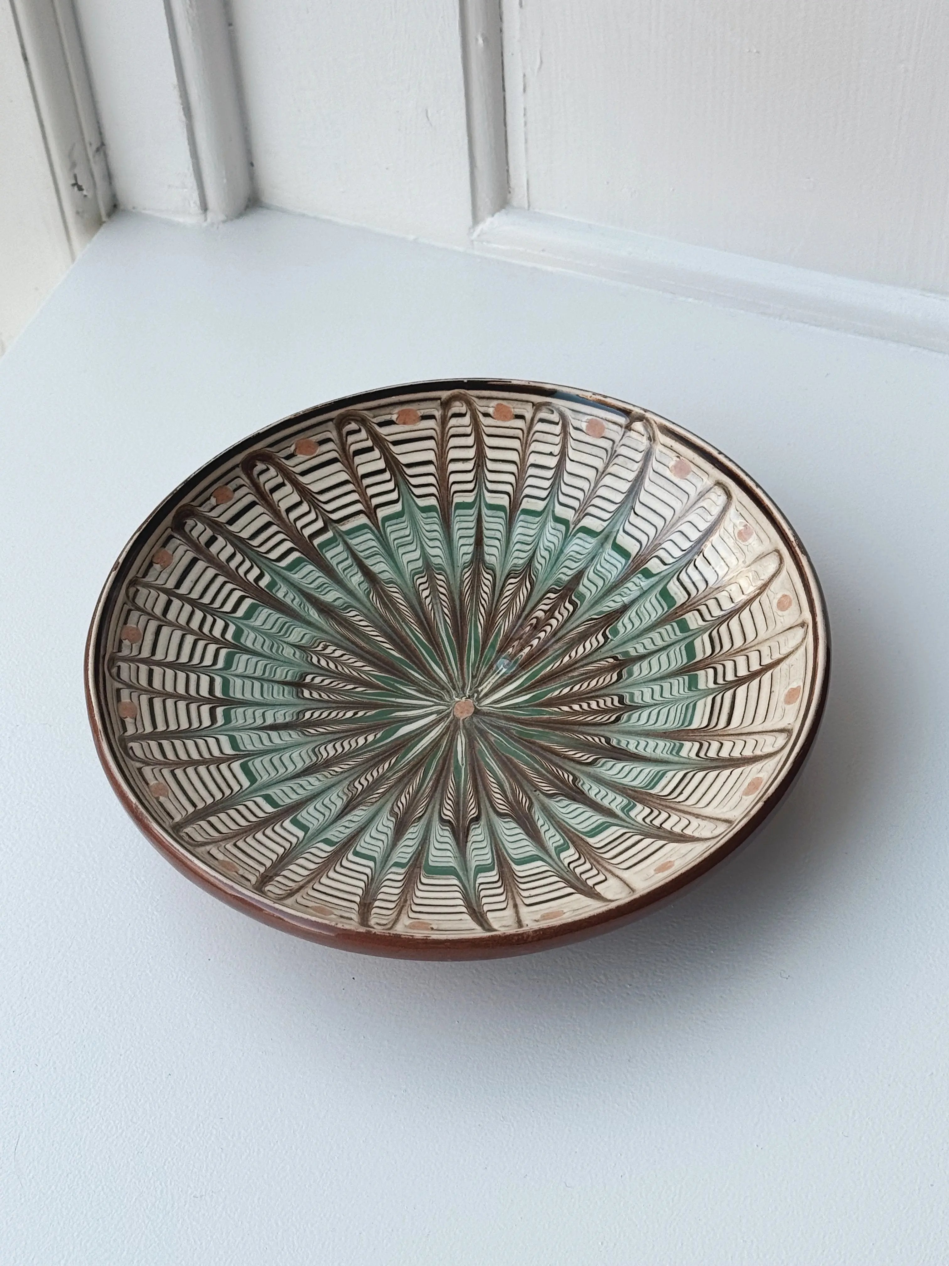 Håndlavet Horezu Tallerken | No. 32 | Flere Størrelser Studio Hafnia