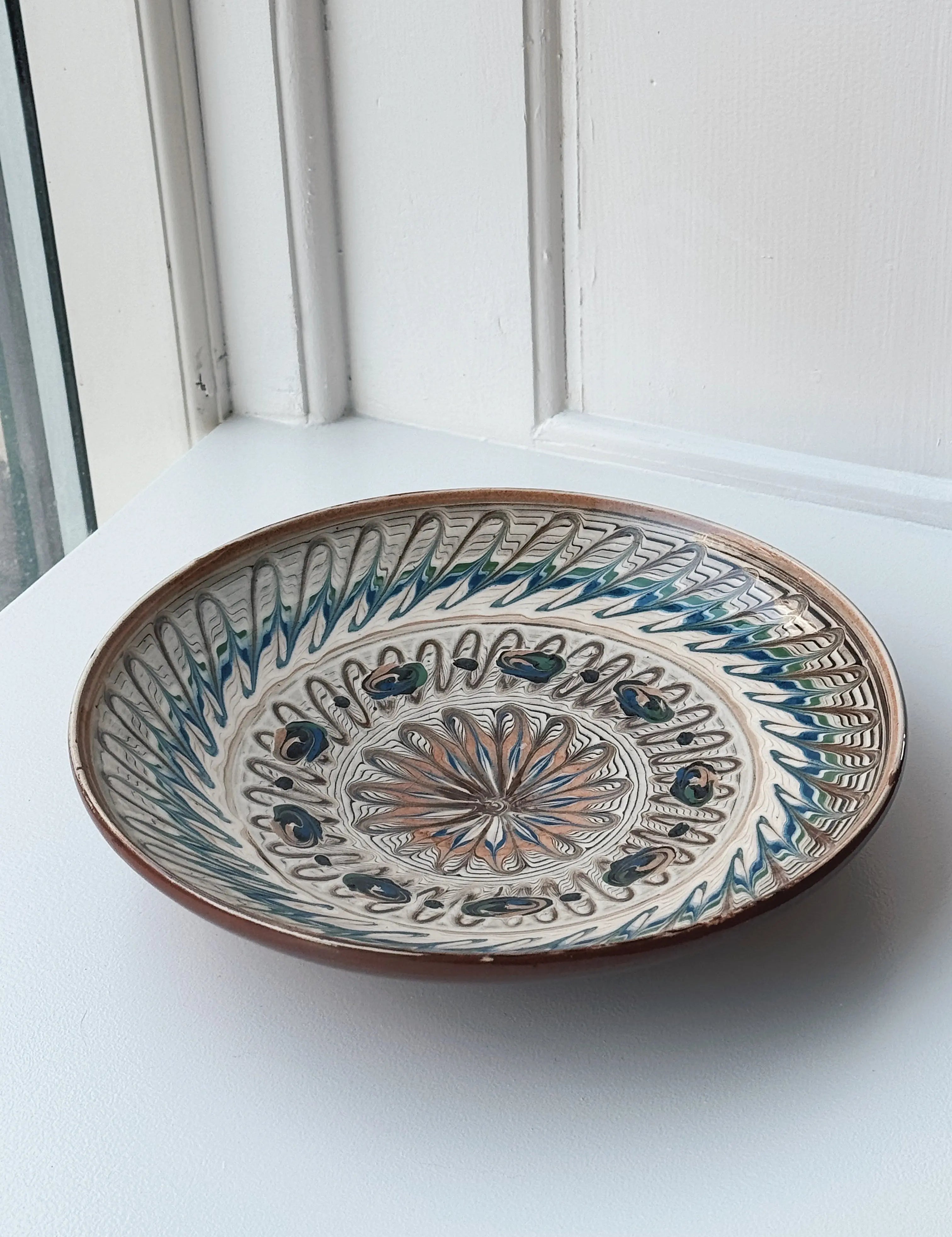 Håndlavet Horezu Tallerken | No. 34 | Flere Størrelser Studio Hafnia