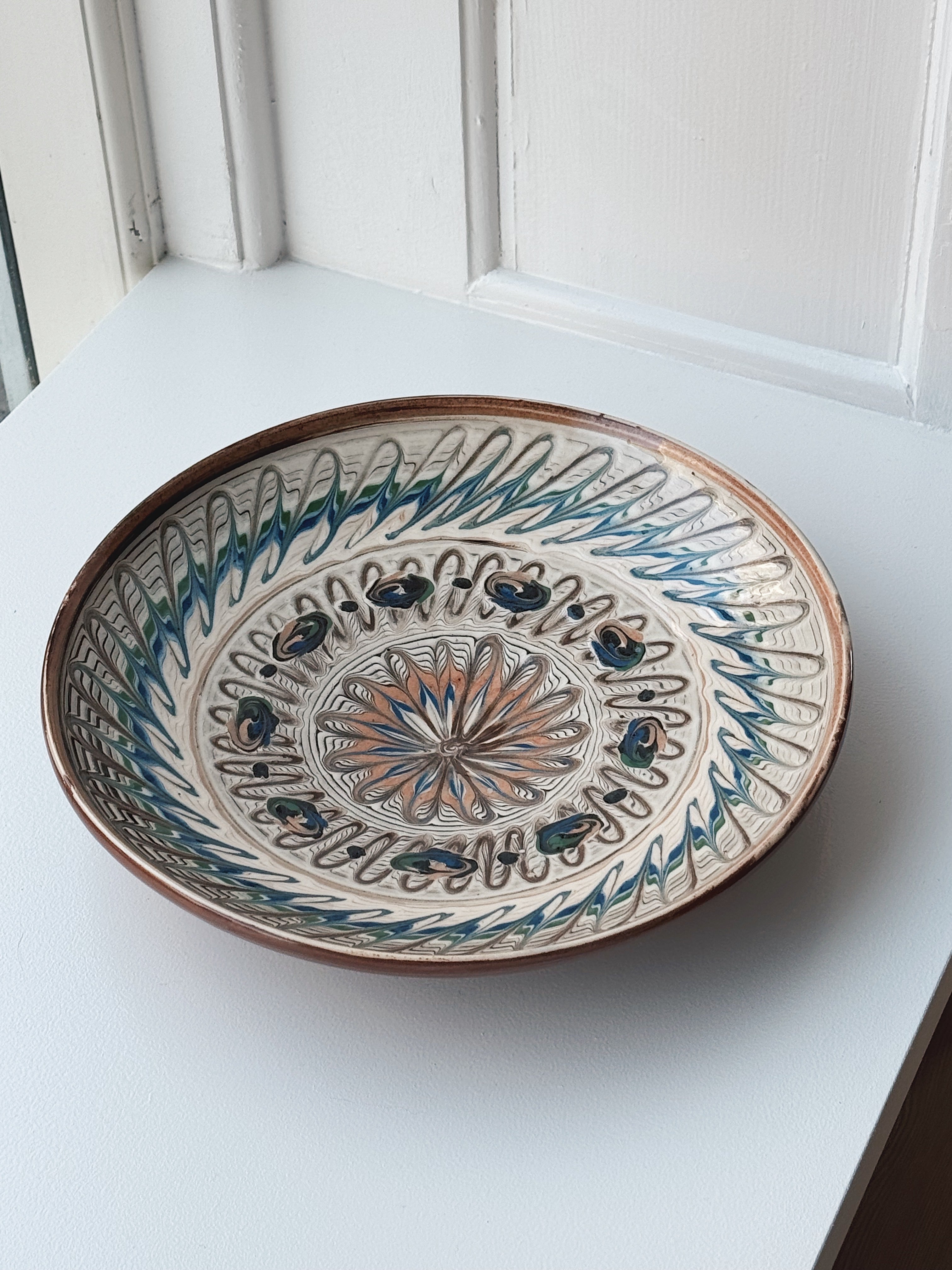 Håndlavet Horezu Tallerken | No. 34 | Flere Størrelser Studio Hafnia