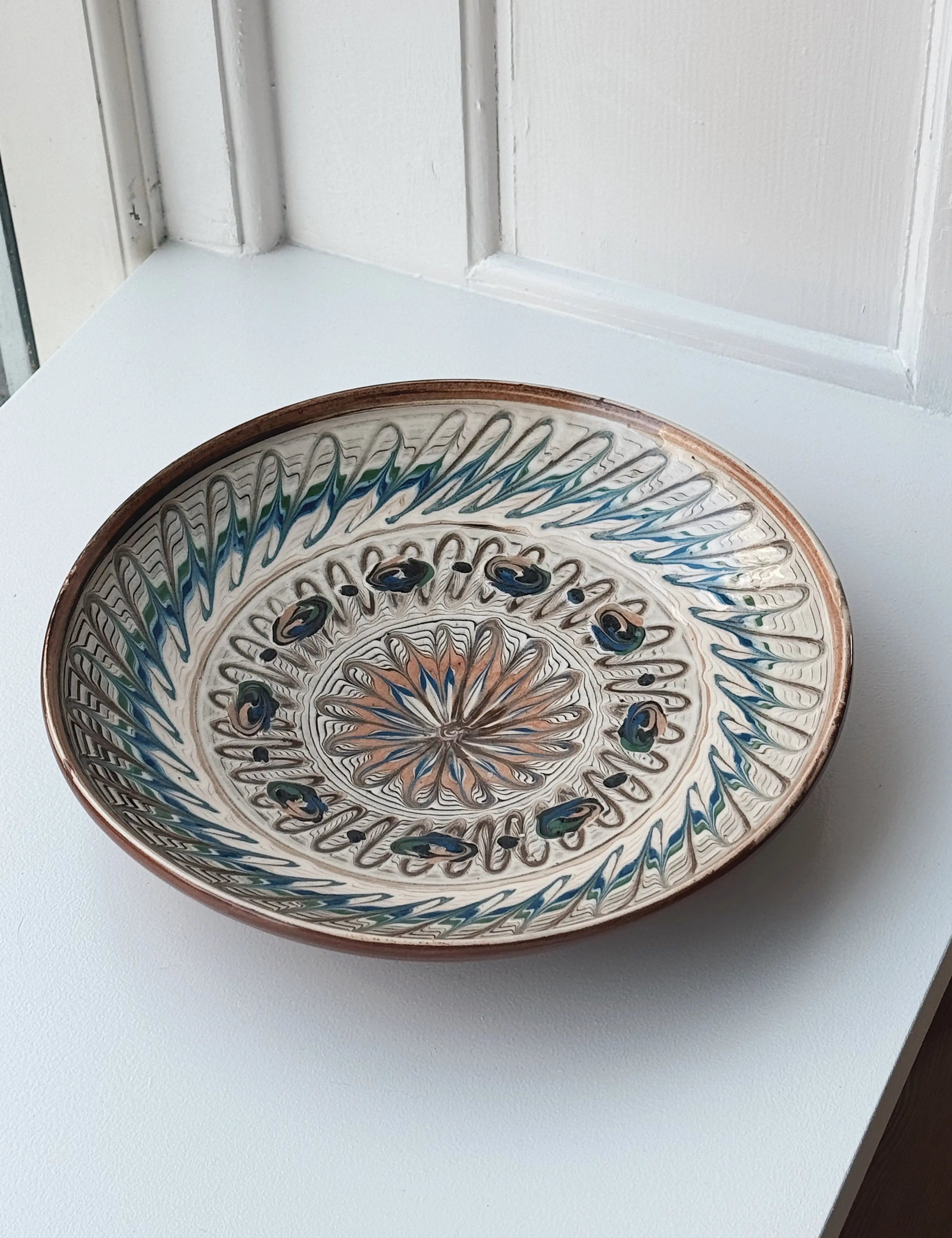 Håndlavet Horezu Tallerken | No. 34 | Flere Størrelser Studio Hafnia