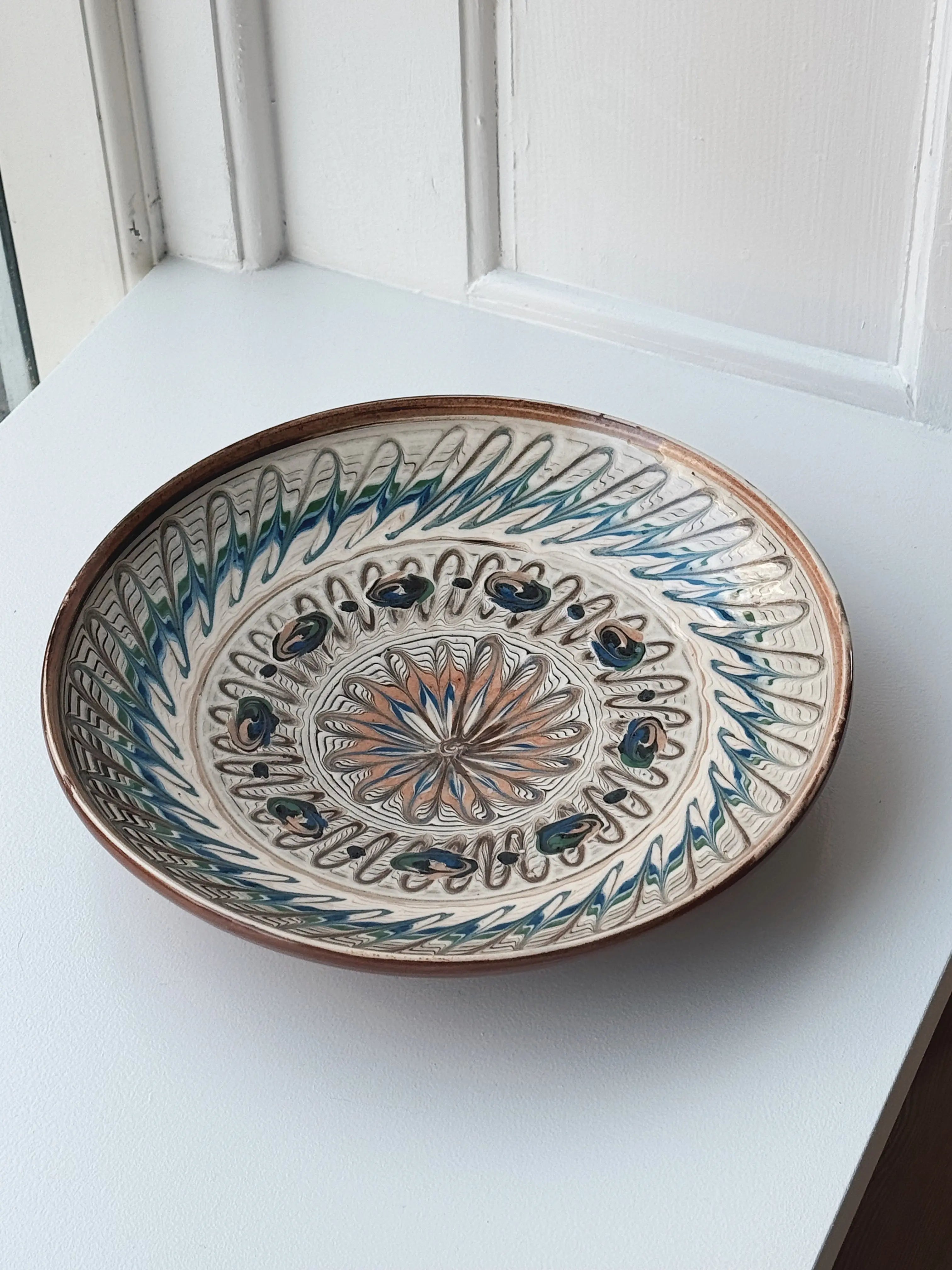 Håndlavet Horezu Tallerken | No. 34 | Flere Størrelser Studio Hafnia