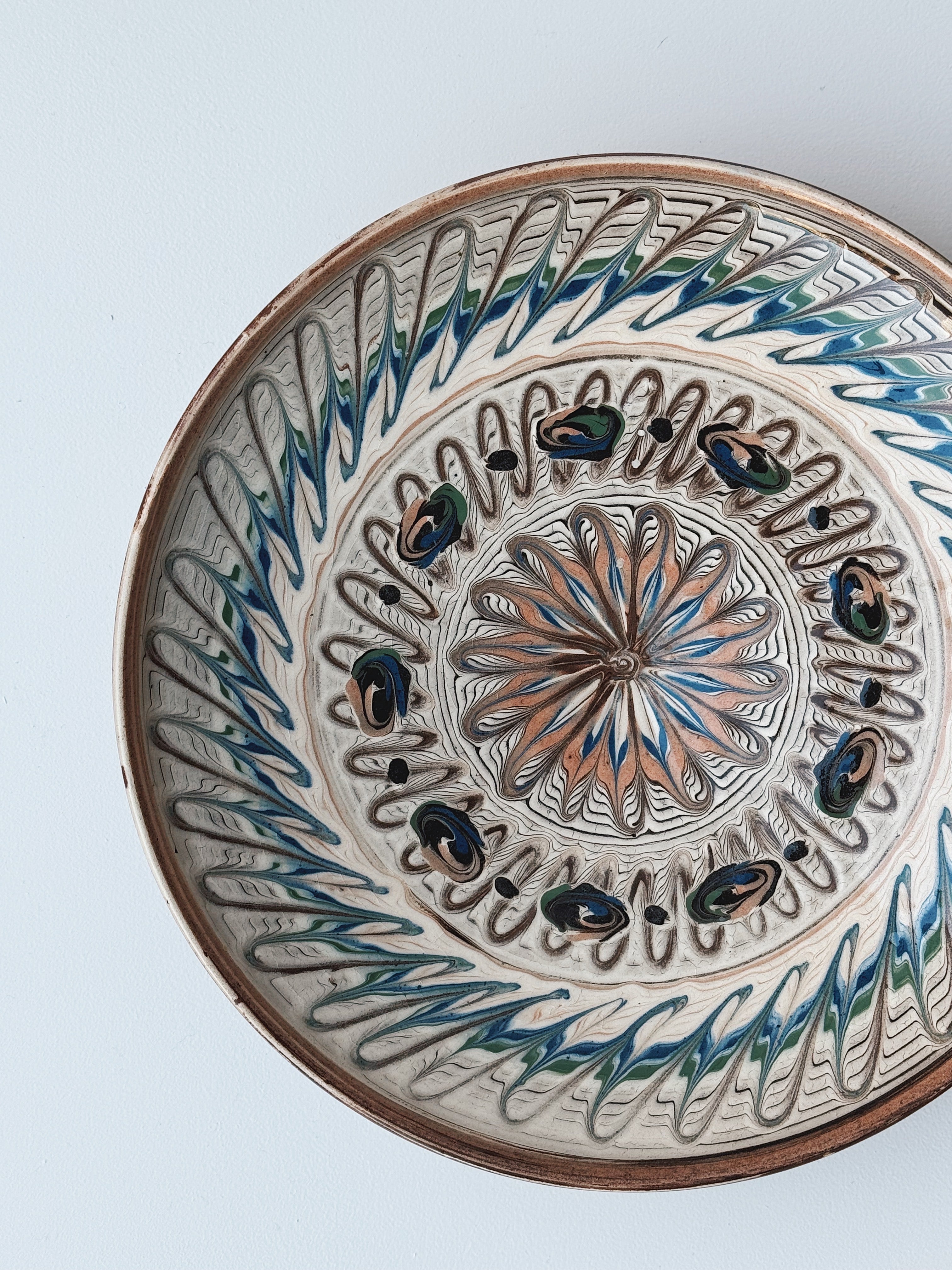 Håndlavet Horezu Tallerken | No. 34 | Flere Størrelser Studio Hafnia