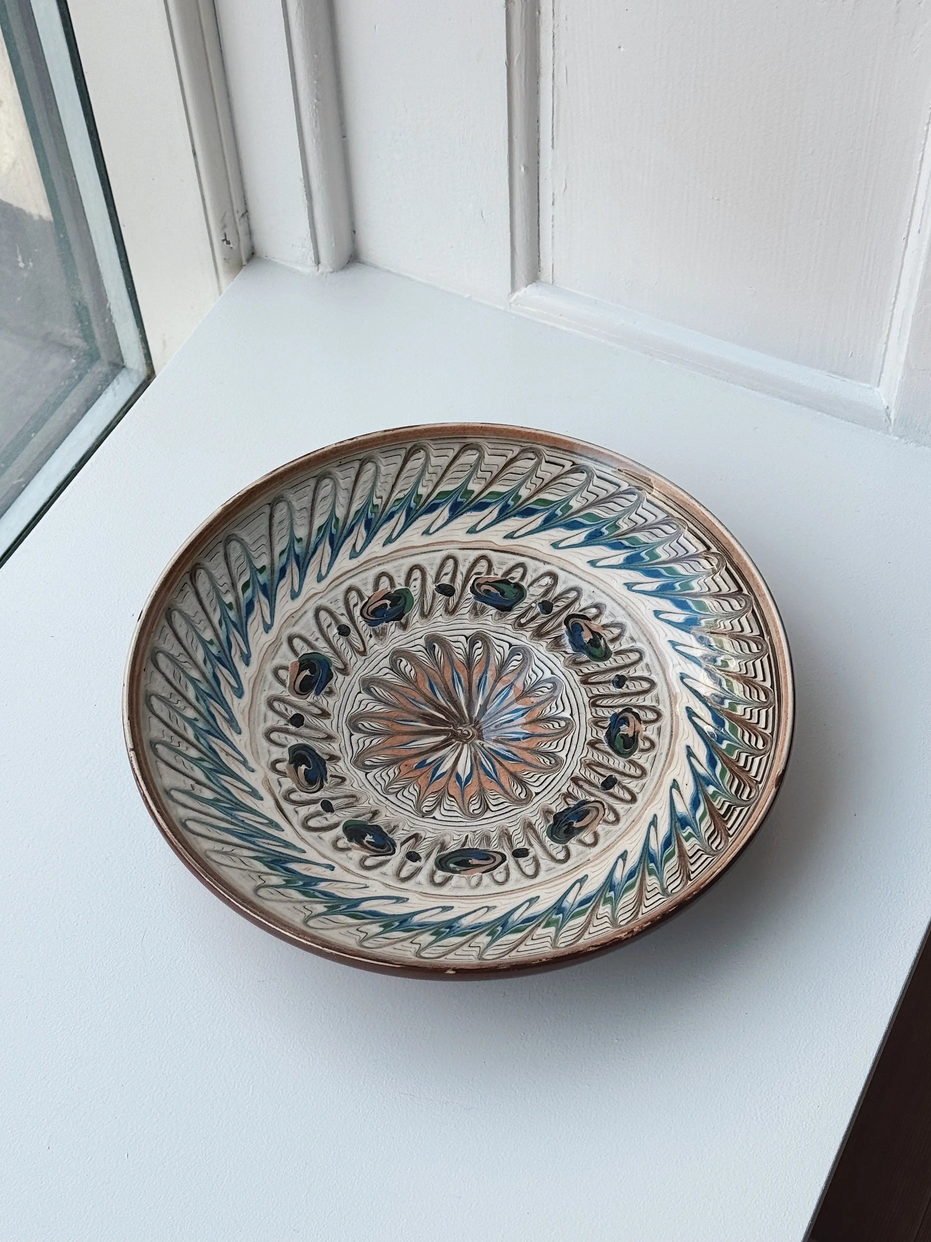 Håndlavet Horezu Tallerken | No. 34 | Flere Størrelser Studio Hafnia