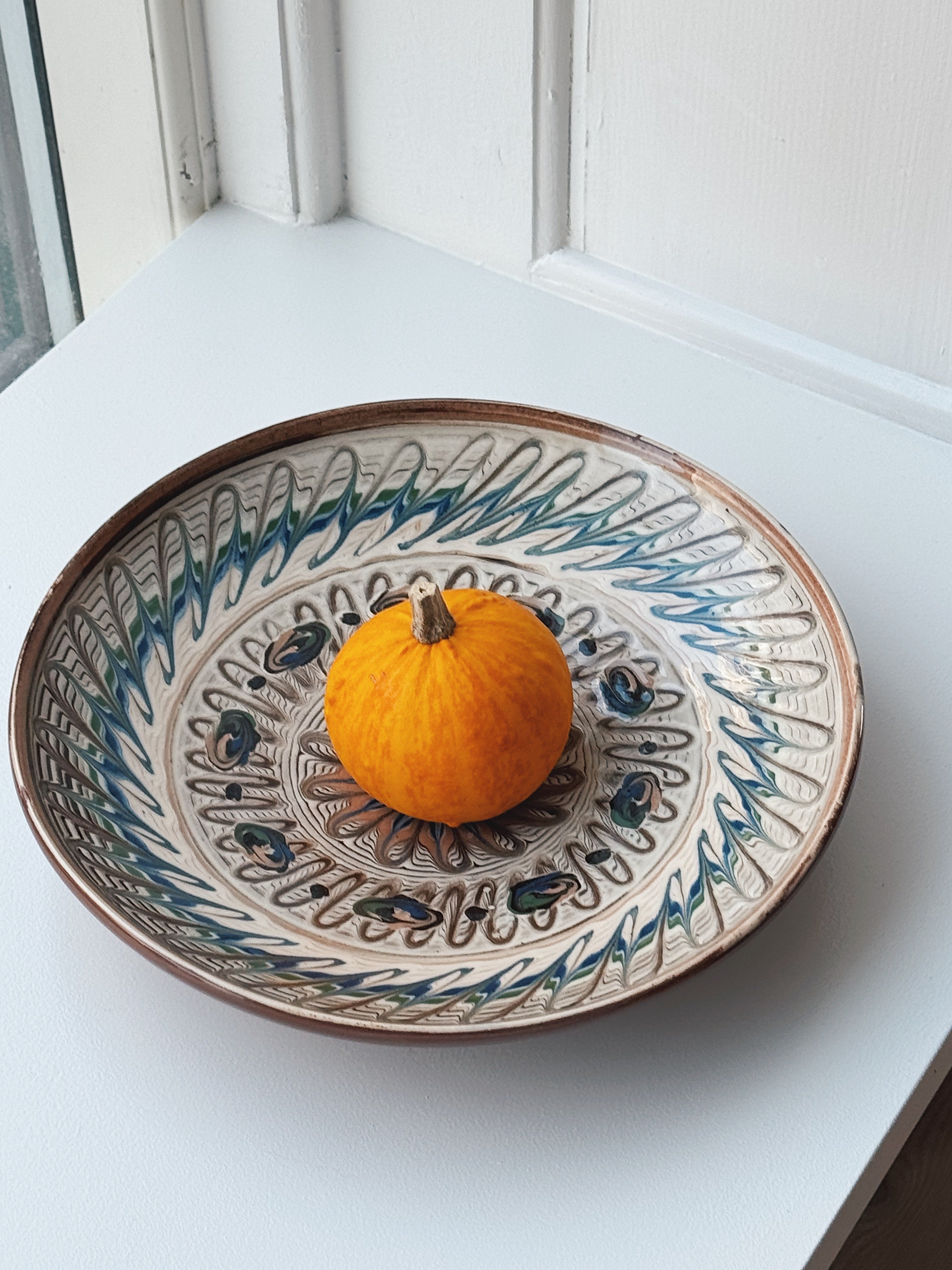 Håndlavet Horezu Tallerken | No. 34 | Flere Størrelser Studio Hafnia