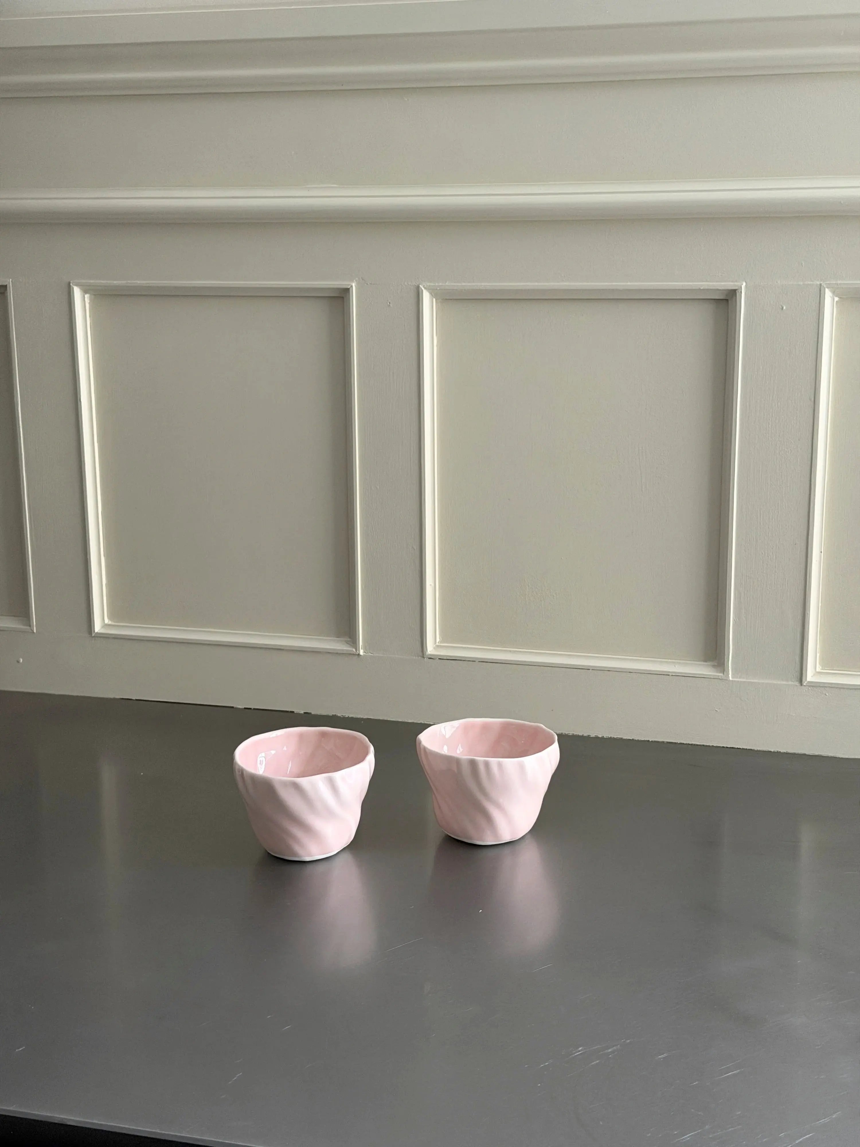 Håndlavet Tidevandskop Uden Hank | Atelier Marée | Lyserødt Porcelæn Atelier Marée