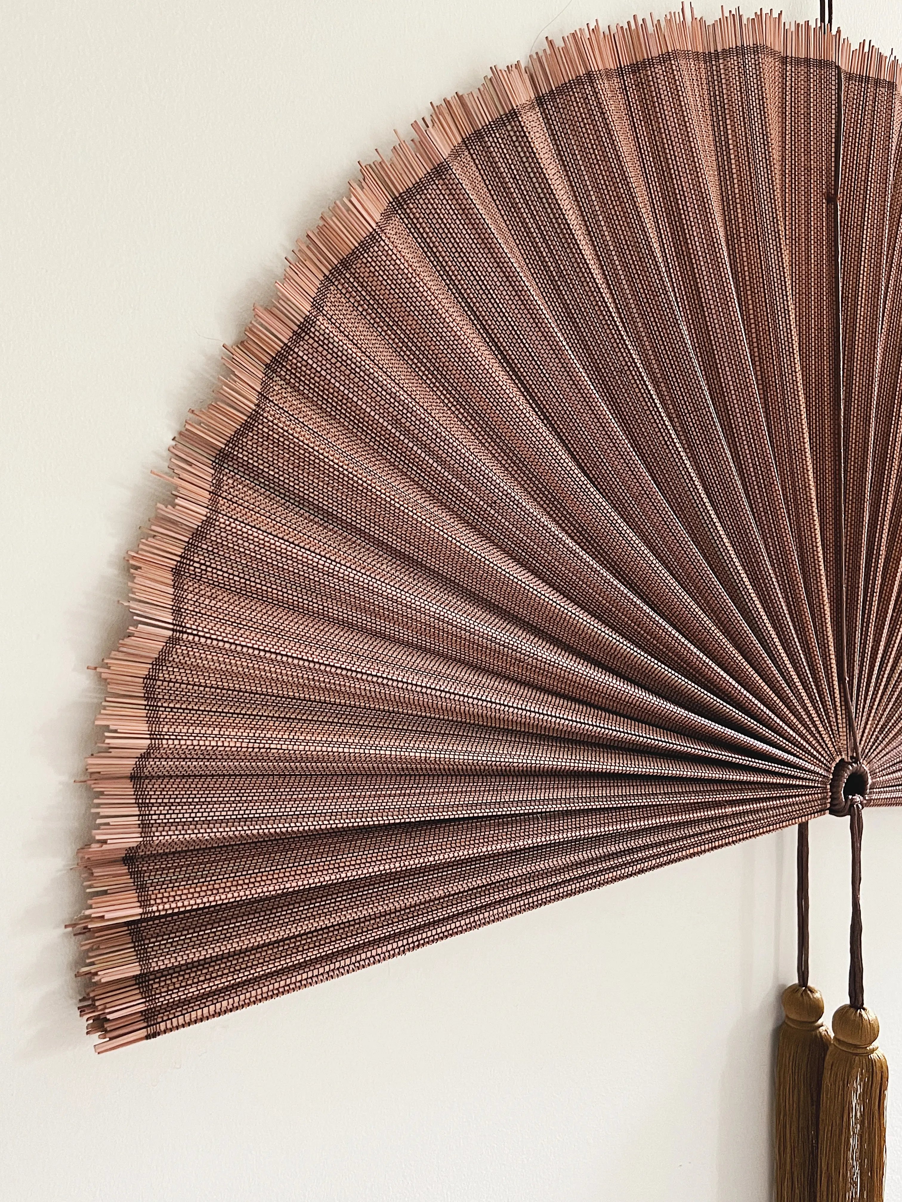 Håndlavet bambusvifte fra Vietnam | Rosa - 2 størrelser Studio Hafnia