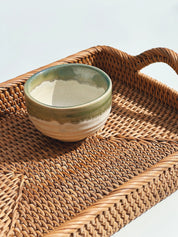Håndlavet hvid /lysegrøn matcha kop uden hank fra Japan i keramik Studio Hafnia