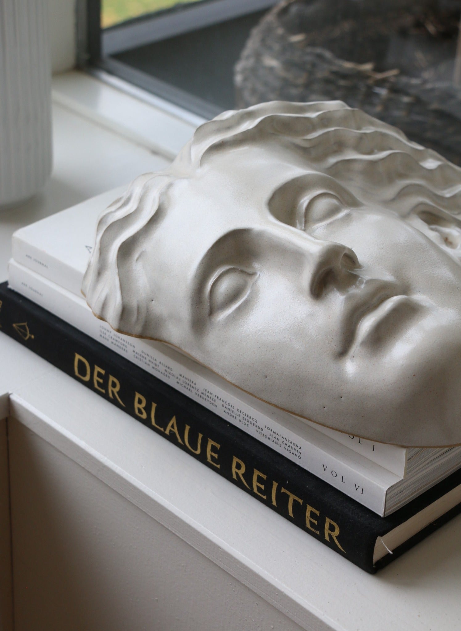 Hera No. 21 – Maske i AntiqueWhite Stentøj Laoru Laoru