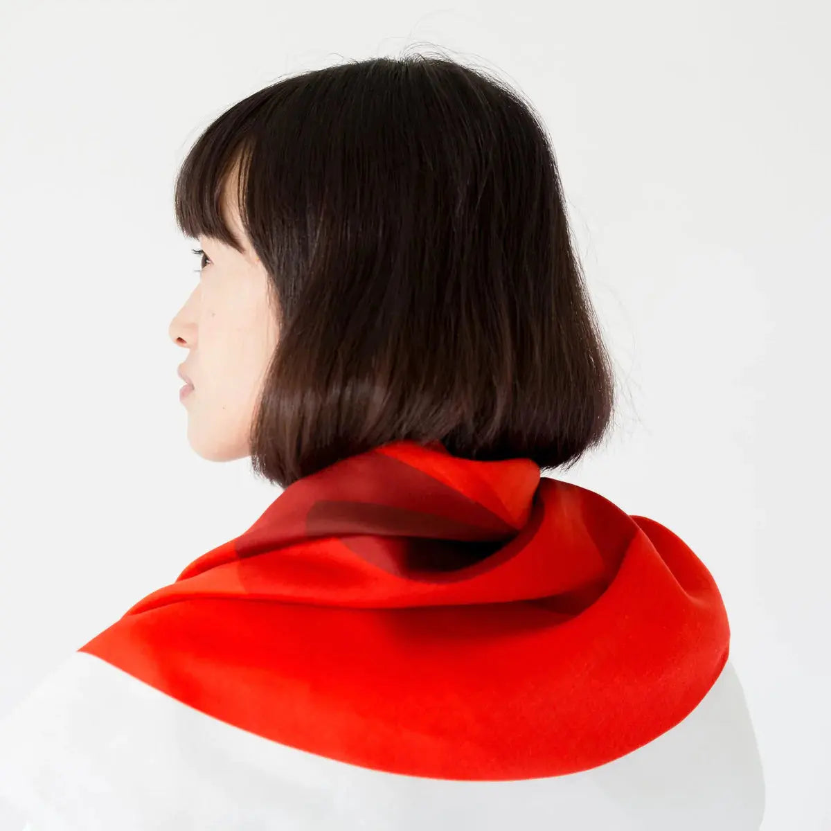Japansk Furoshiki "Arcs" i rød og hvid | 90 x 90 cm Link Collective