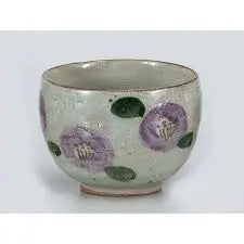 Japansk Keramikkop med Lilla Blomster | Ø 10 cm Studio Hafnia