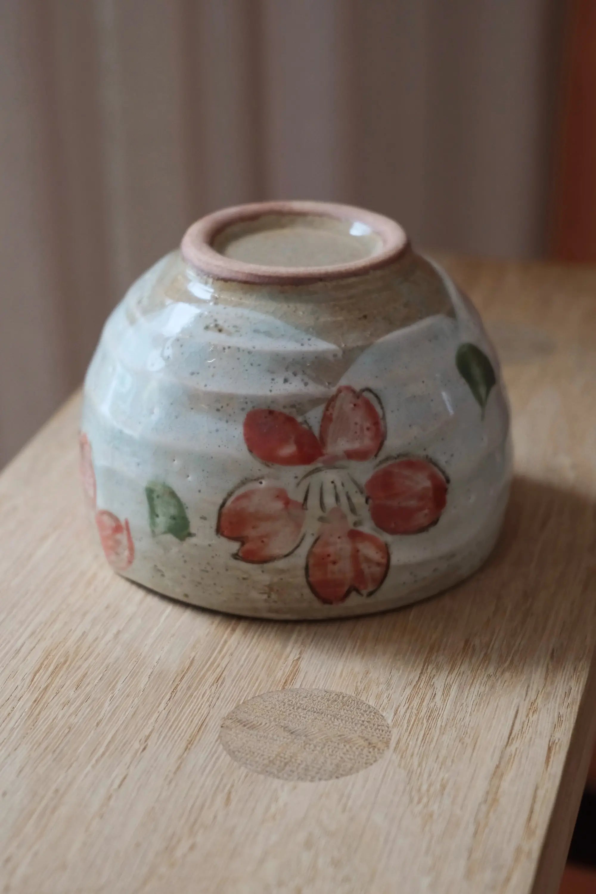 Japanese Mino Ware Cup with Floral Design – 340 ml