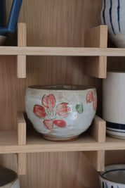Japanese Mino Ware Cup with Floral Design – 340 ml