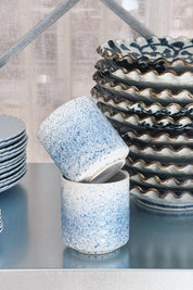 Japanese mug in white ceramic with blue splash without handle