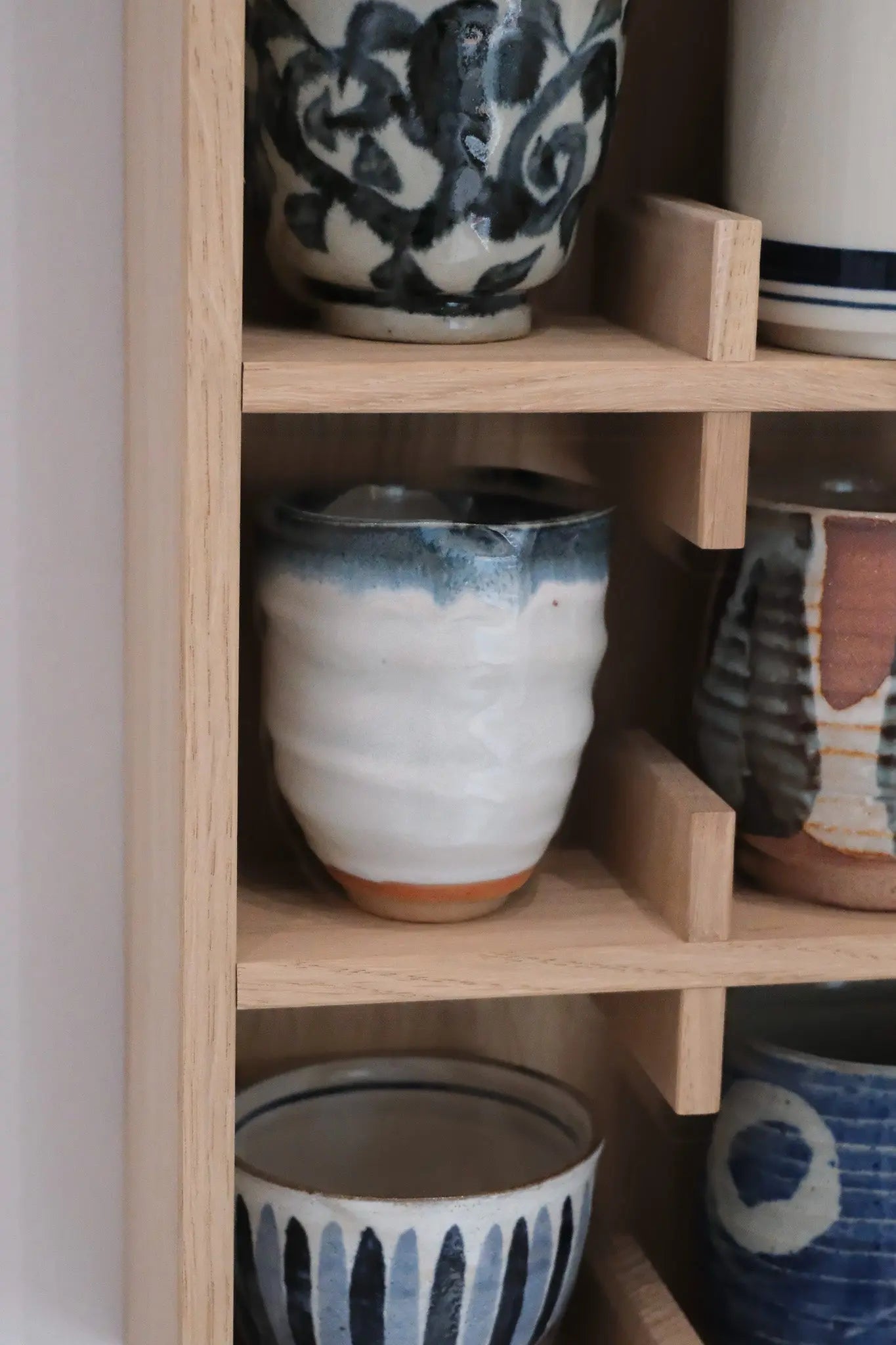 Japanese ceramic cup – white and blue-grey, tall (170 ml)