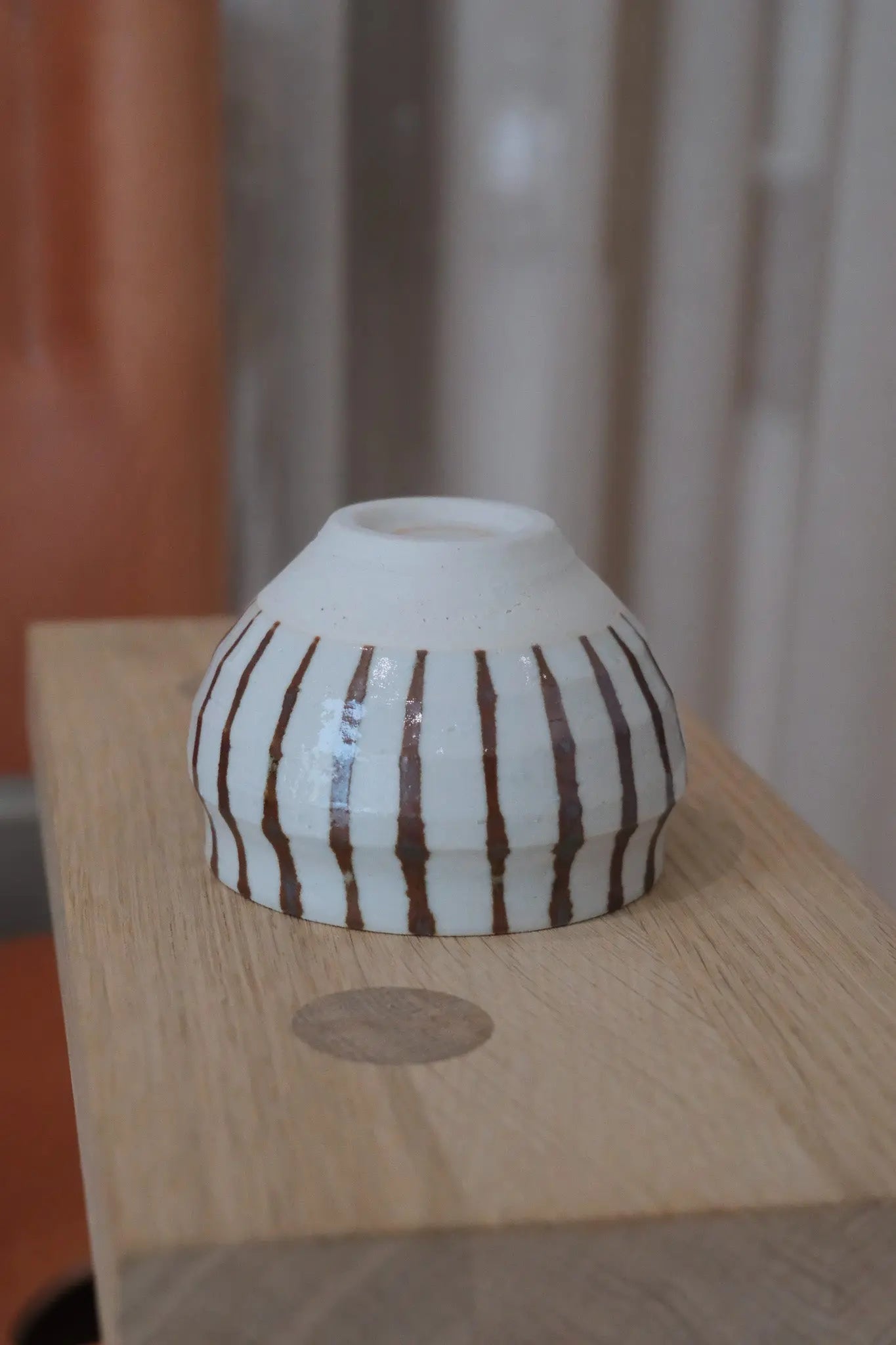 Japanese Ceramic Mug – Brown/White Striped, Organic Shape (no handle, Ø9 cm)