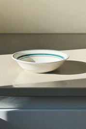 Japansk keramikskål i hvid med grønne striber | Ø15,3 cm Studio Hafnia