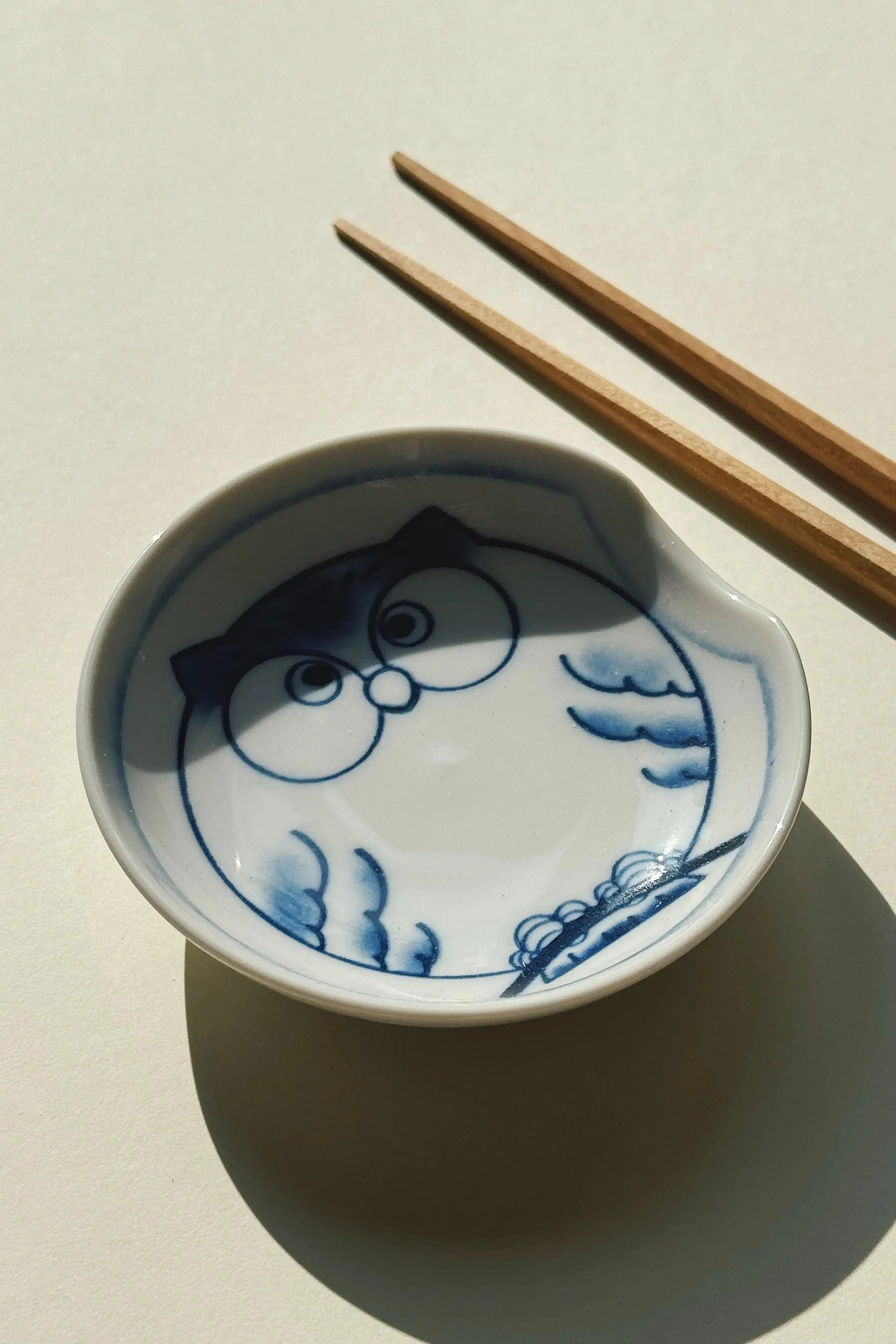 Japansk skål i keramik | Til soya eller spisepinde | Blød rektangulær form STUDIO HAFNIA