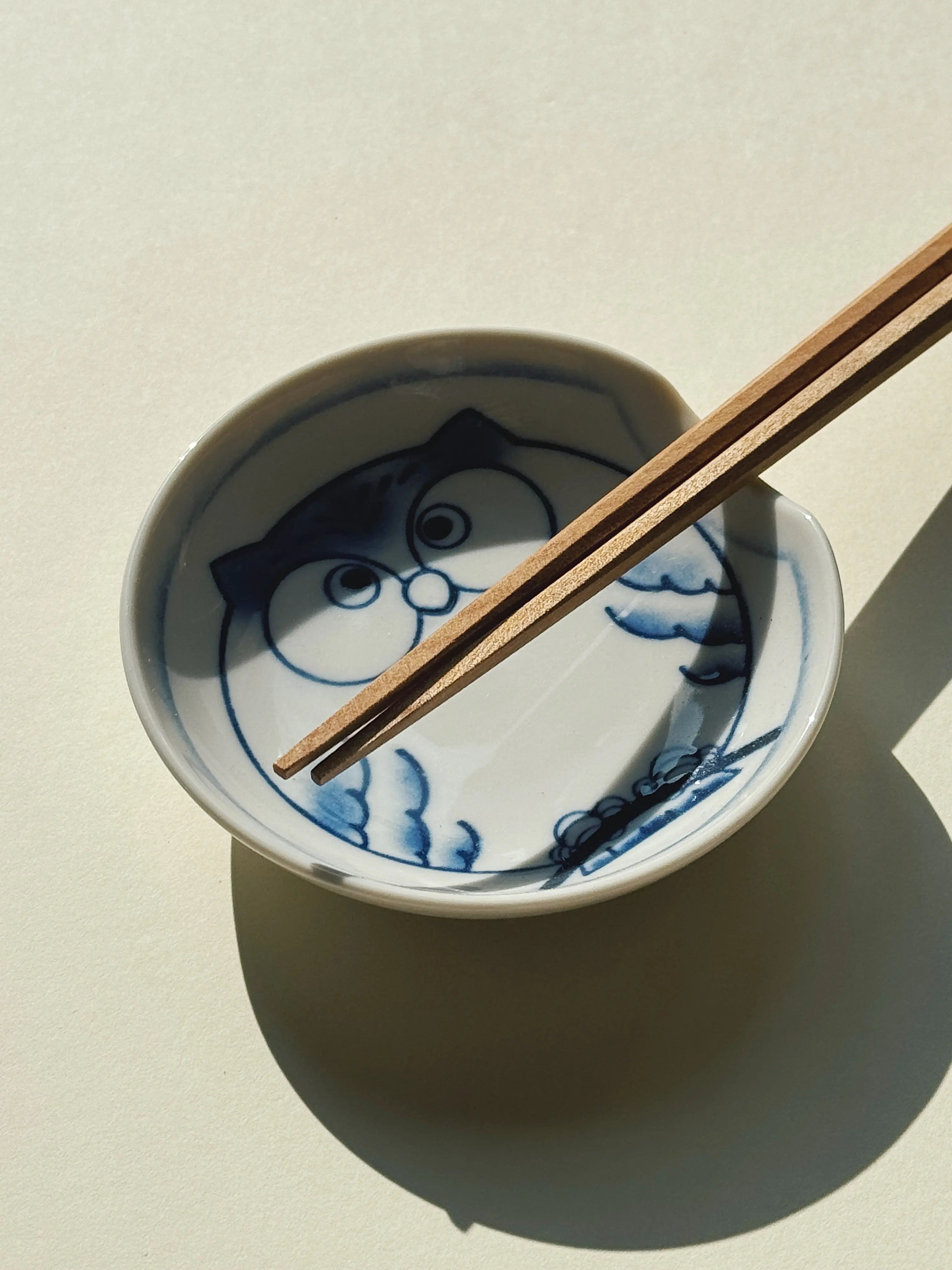 Japansk skål i keramik | Til soya eller spisepinde | Blød rektangulær form STUDIO HAFNIA