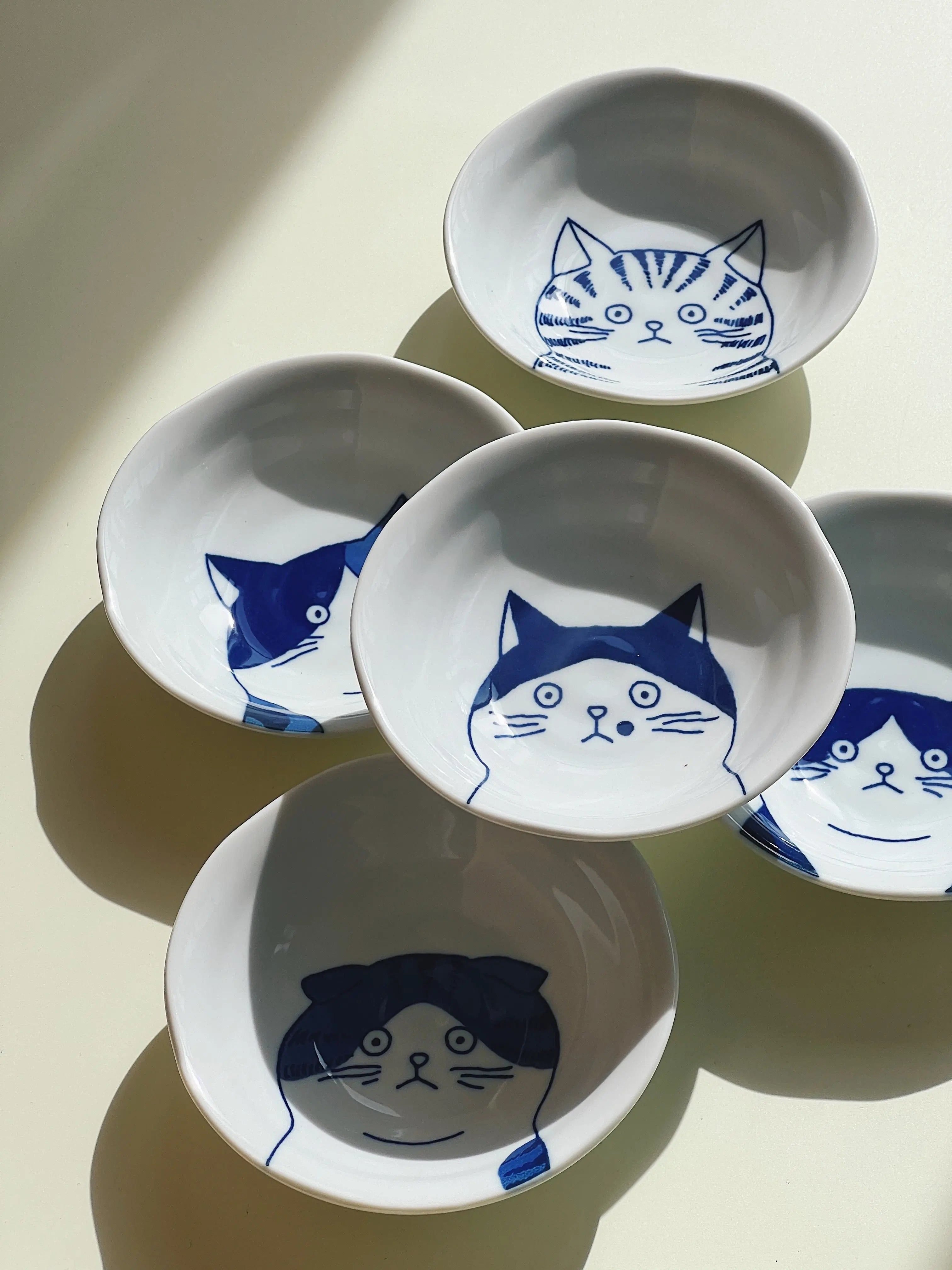 Japansk skål med blå kat | 5 forskellige slags | 13.5 cm Studio Hafnia