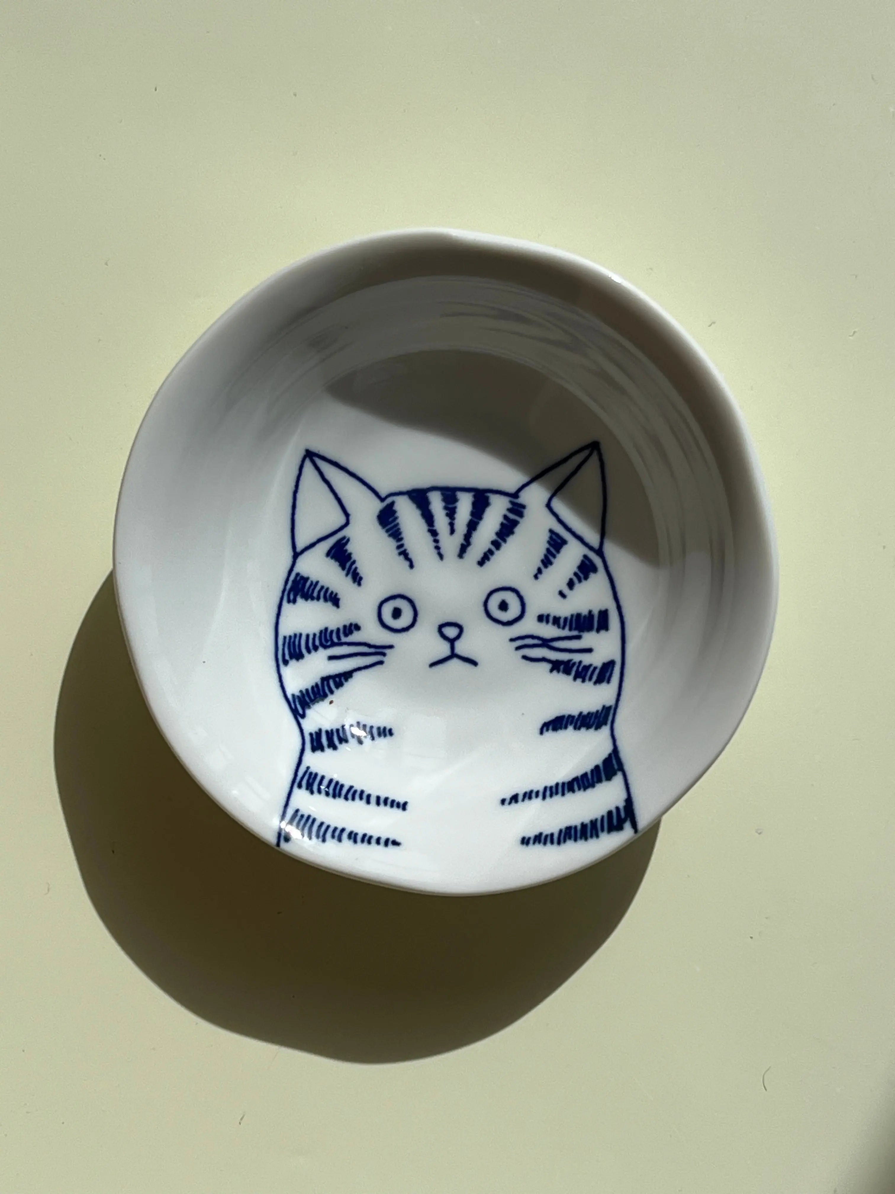 Japansk skål med blå kat | 5 forskellige slags | 13.5 cm Studio Hafnia