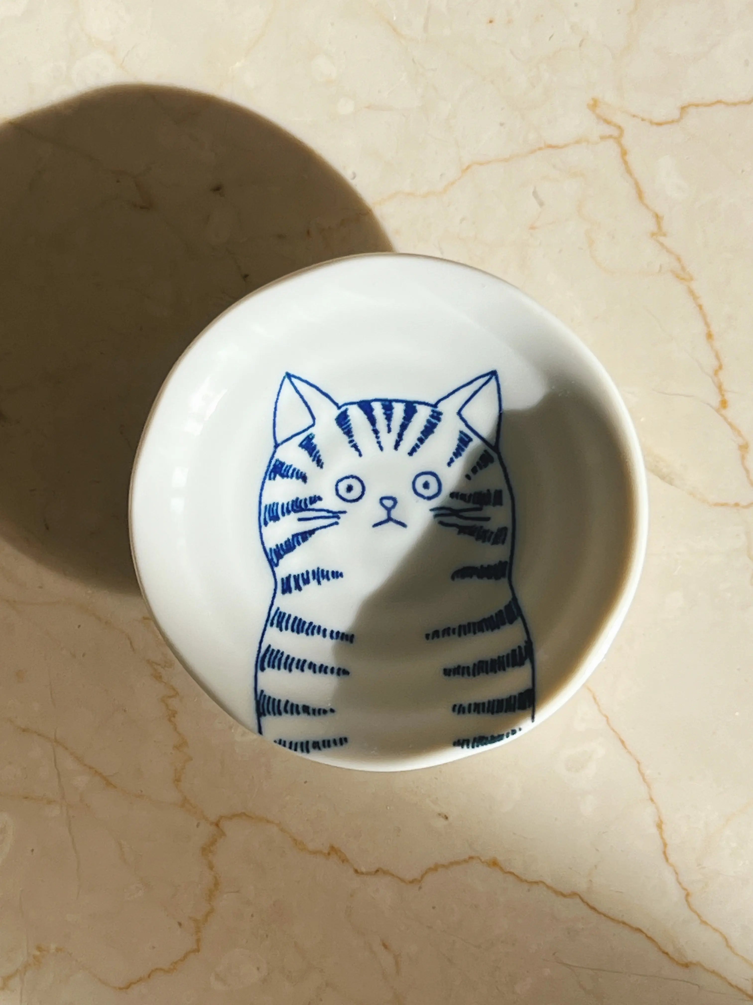 Japansk tallerken med blå kat | 5 forskellige slags | 10 cm Studio Hafnia