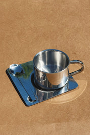 Kaffekop i Rustfrit Stål med Underkop og Ske | 150 ml Studio Hafnia