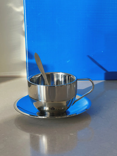 Kaffesæt med kop, underkop og ske i Rustfrit stål | 180 ml Studio Hafnia