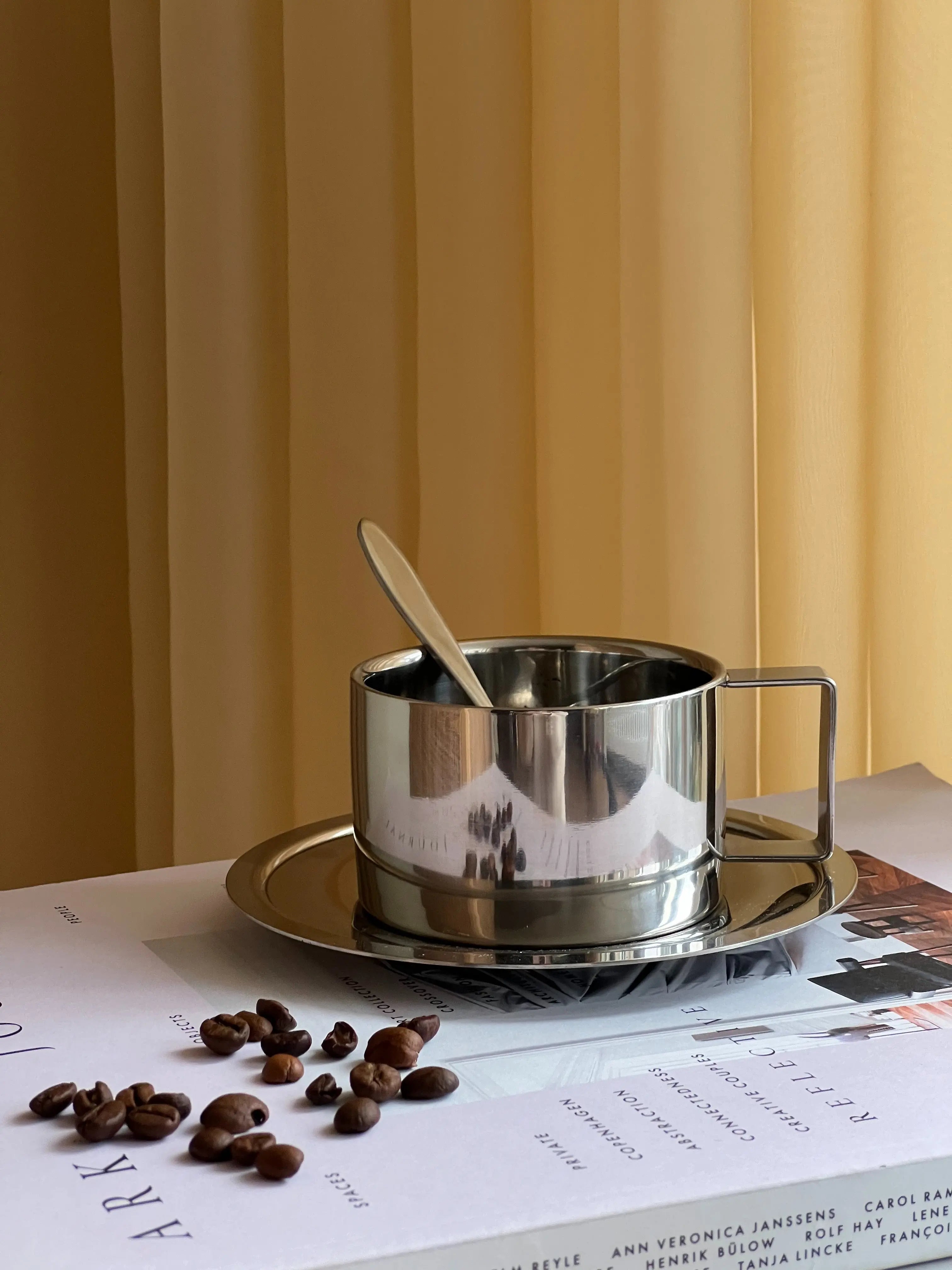 Kaffesæt med kop, underkop og ske i Rustfrit stål | 200 ml Studio Hafnia