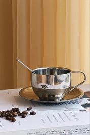 Kaffesæt med rund kop, underkop og ske i Rustfrit stål | 180 ml Studio Hafnia