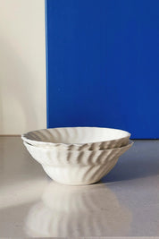 Konkylie Skål af Christina Iversen Studio i creme, keramik Christina Iversen Studio