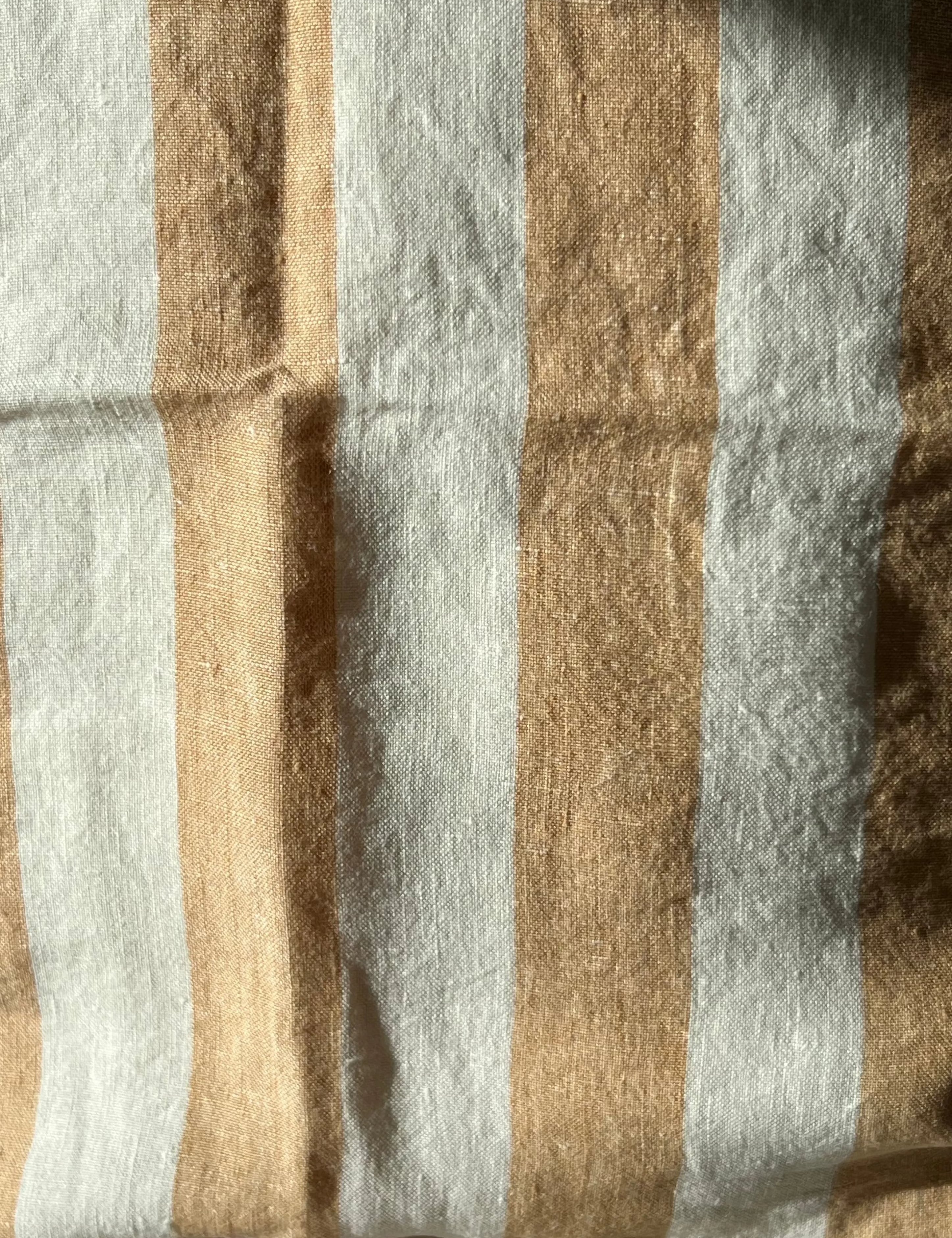 Hazelnut Stripe | 50 x 50 cm Linge Particulier