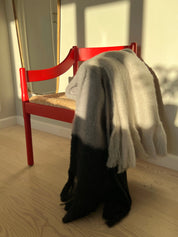 Mantas Ezcaray Mohair plaid 130 x 200 cm | Hvid, lysegrå og sort Mantas Ezcaray
