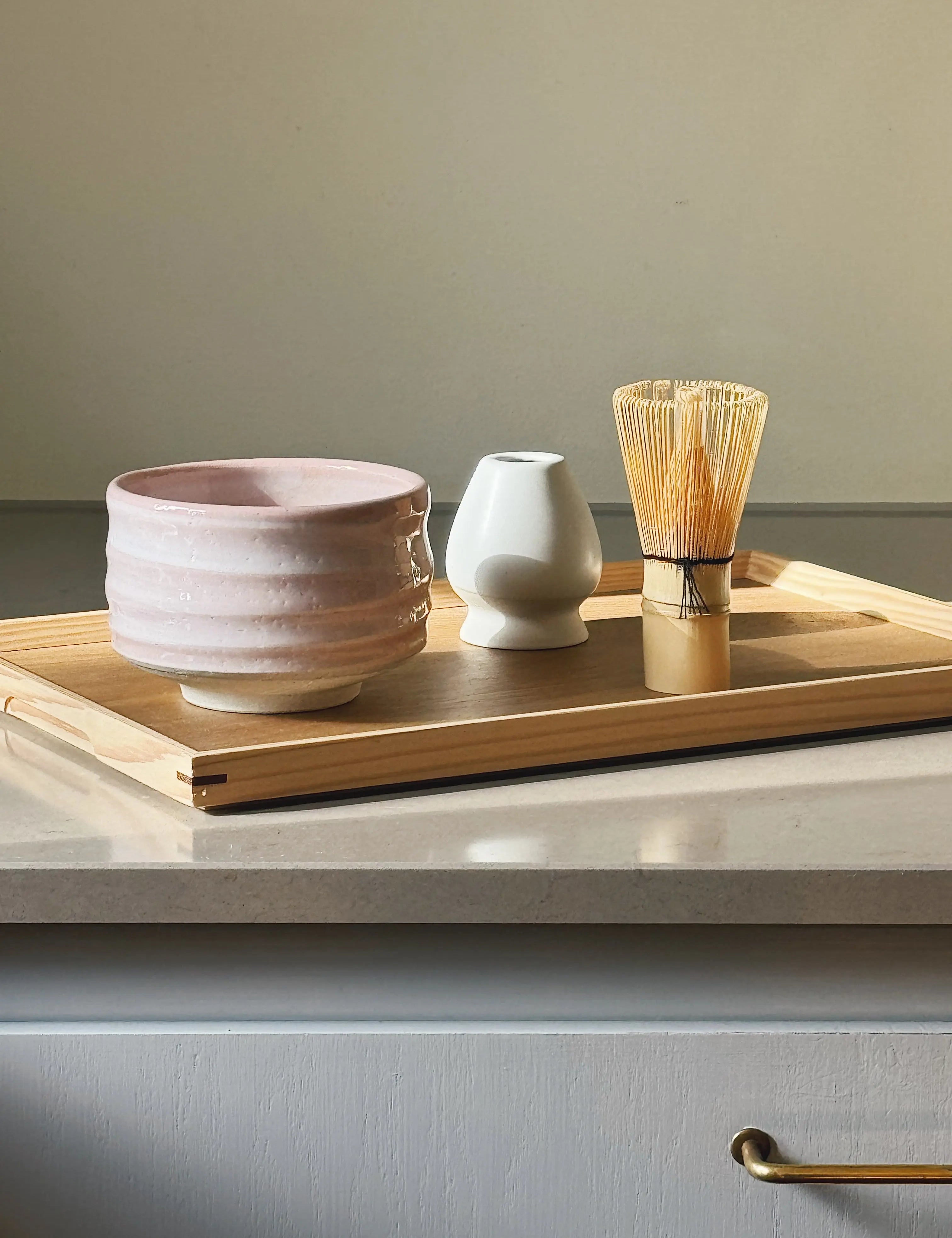 Matchaskål i Rosa Keramik | Mino Ware fra Japan – Ø 11 cm Studio Hafnia