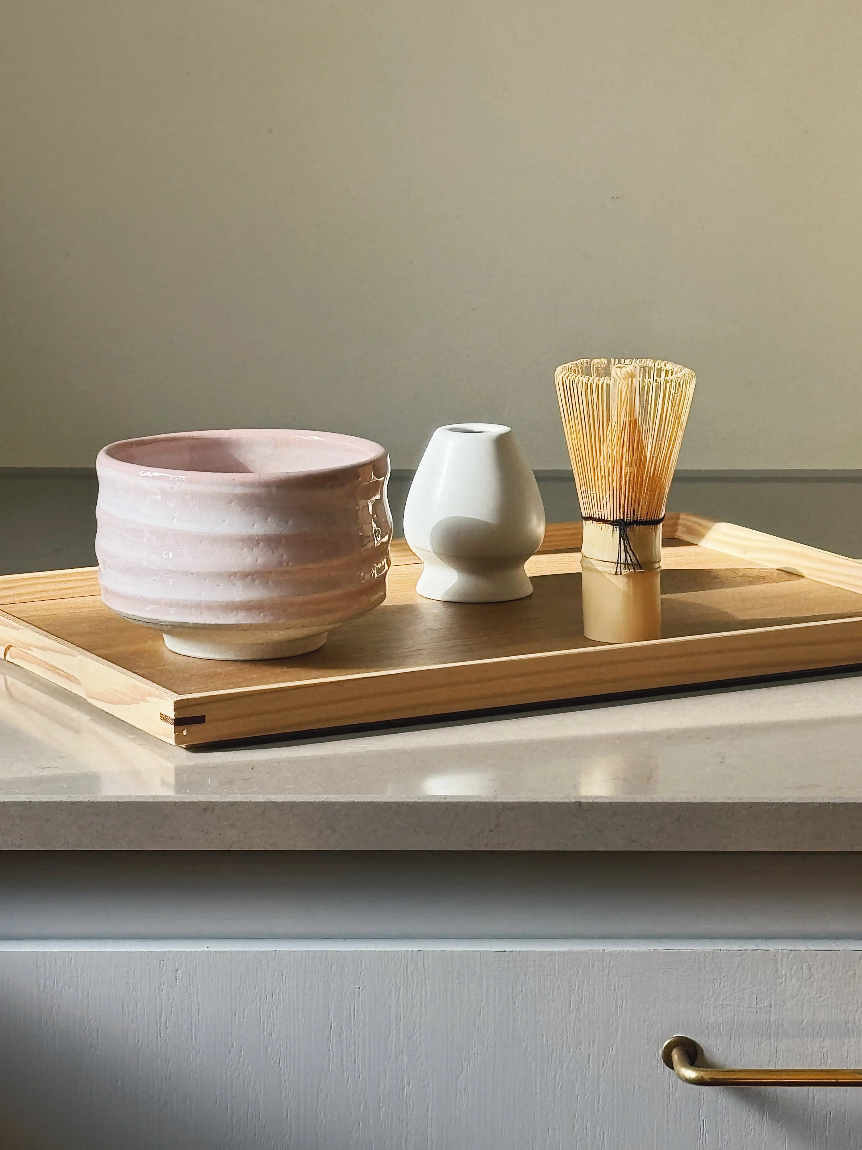 Matchaskål i Rosa Keramik | Mino Ware fra Japan – Ø 11 cm Studio Hafnia