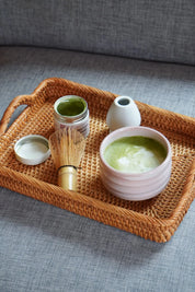 Matcha bowl in pink and olive green ceramic – handmade in Japan
