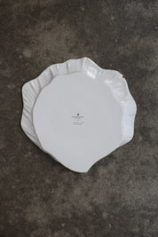 Musling middagstallerken/fad af Christina Iversen Studio i creme, keramik Christina Iversen Studio