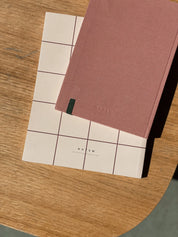 Notem studio, Bea notesbog med elastikbånd, medium, Rose Notem studio