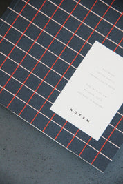 Notem studio, Vita notesbog, Softcover medium, Dark Blue Grid Notem studio