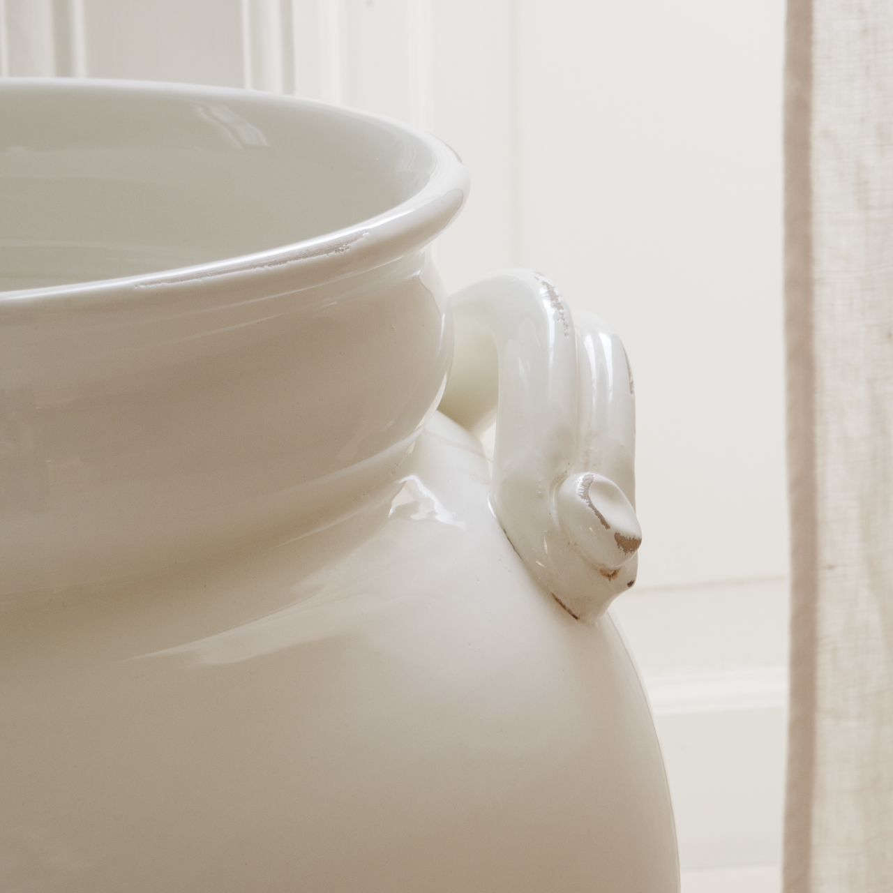 Amalfi Orcia Vase – Håndlavet Keramisk Gulvvase Oliver & Rose
