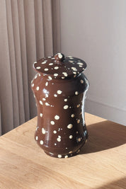 Ottocento Opbevaringskrukke med Låg – Chokoladebrun med Creme Stænk | H28 cm Studio Hafnia