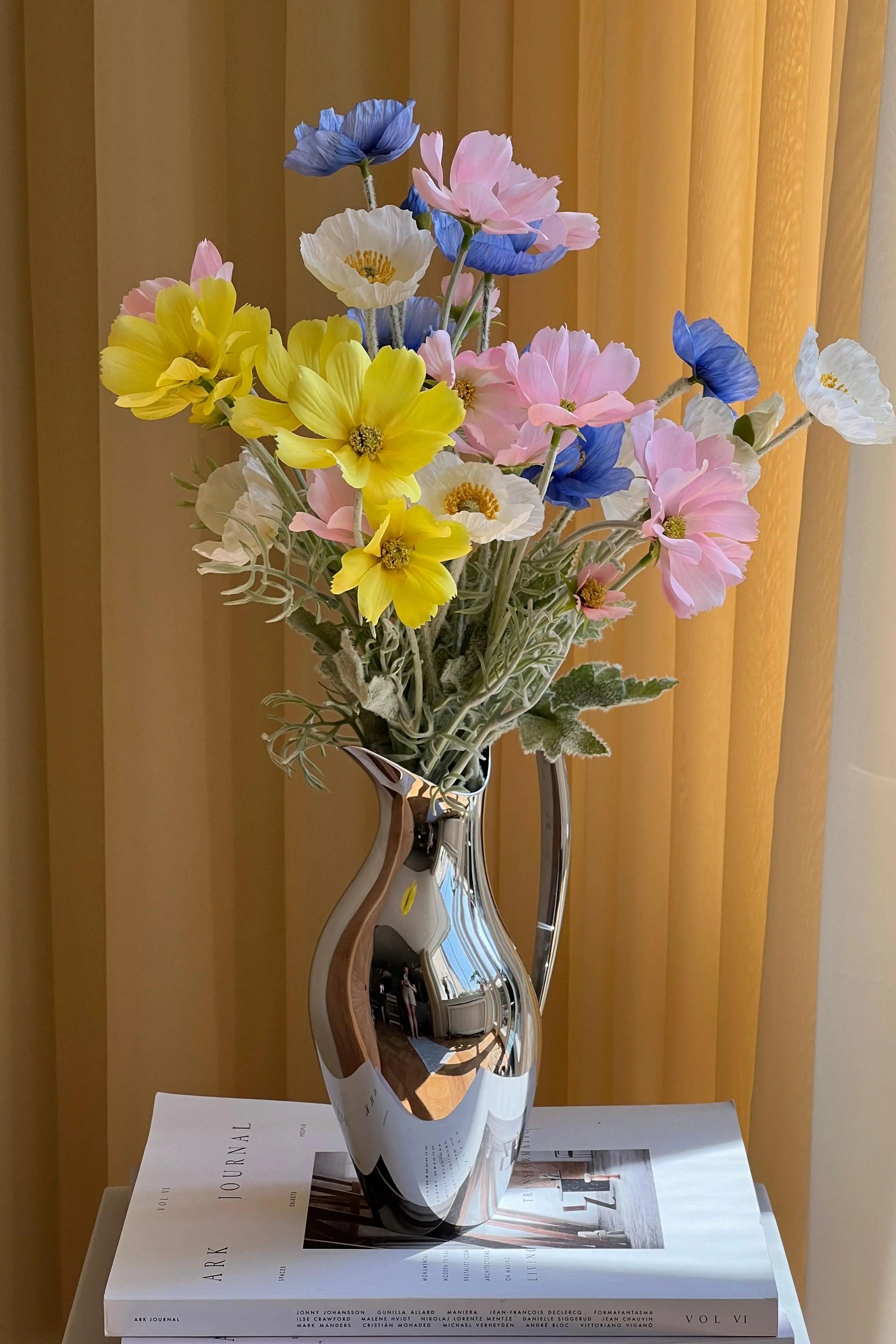 Poppy Bouquet | Multicolored Studio Hafnia