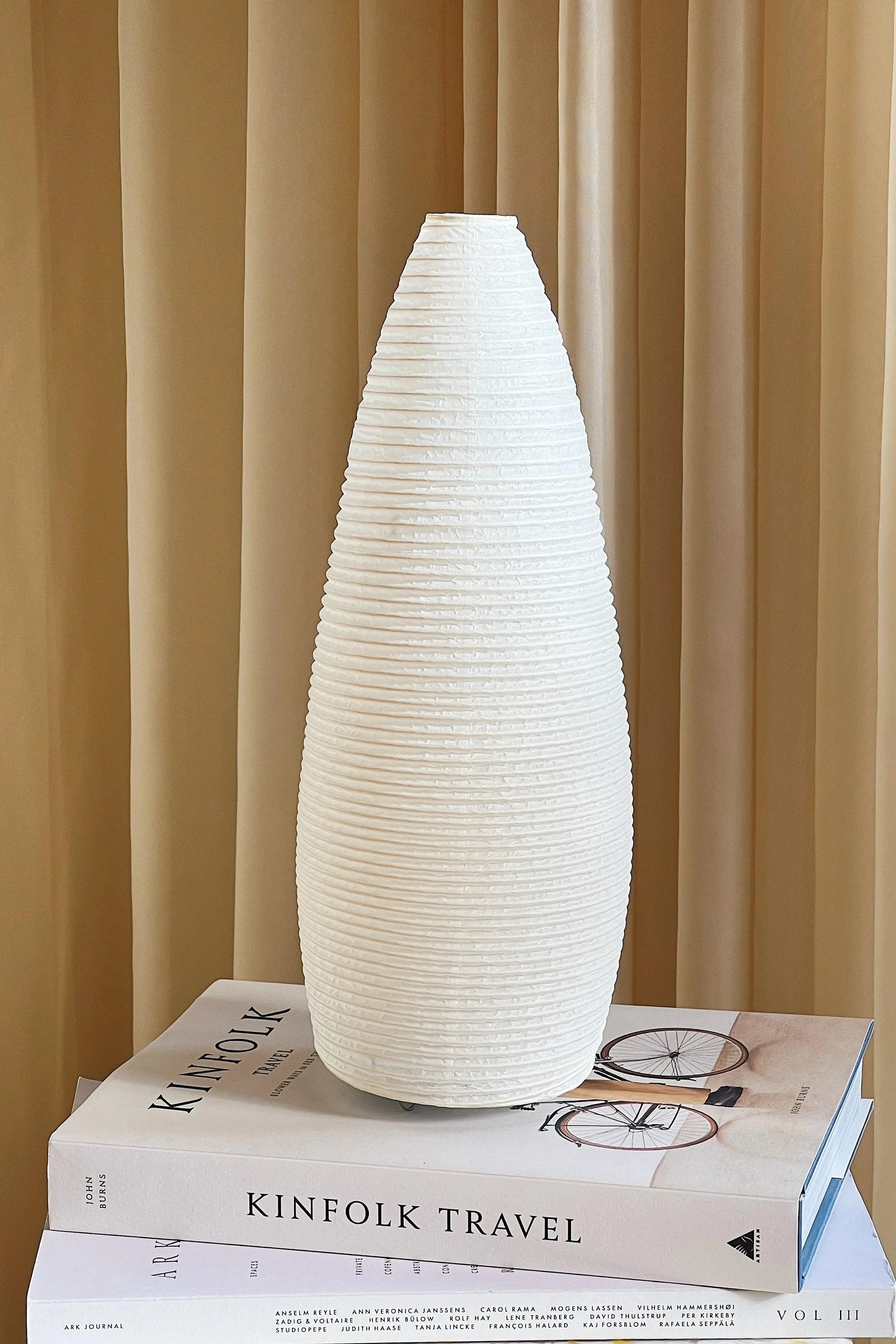 Shigeru Uchida Washi Lighting Paper Moon PM03 Bordlampe Shigeru Uchida